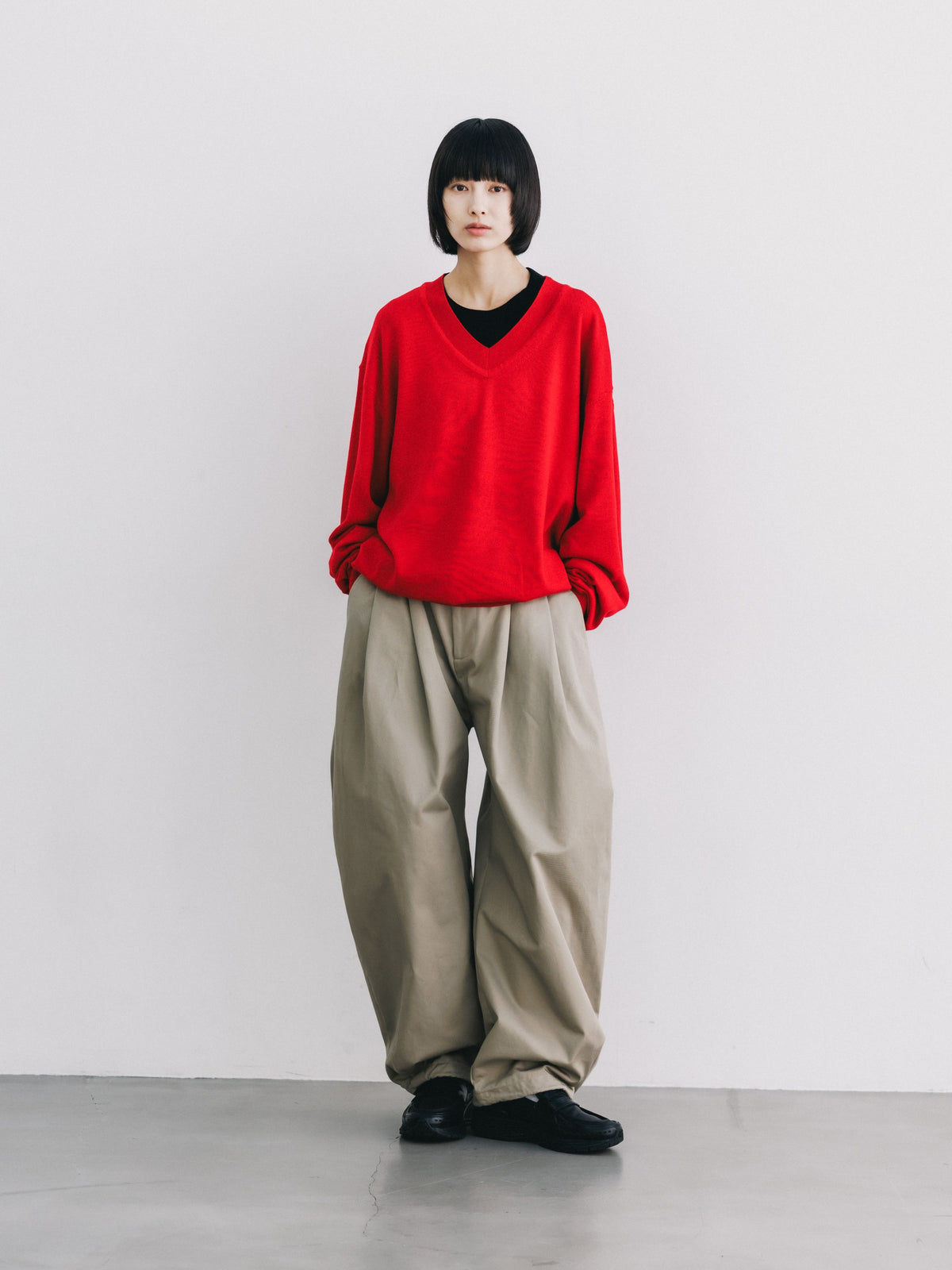 【10.31 SAT 20:00- IN STOCK】 12G WOOL V-NECK KNIT PULLOVER (RED)