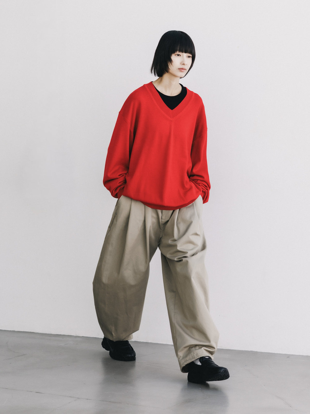 【10.31 SAT 20:00- IN STOCK】 12G WOOL V-NECK KNIT PULLOVER (RED)