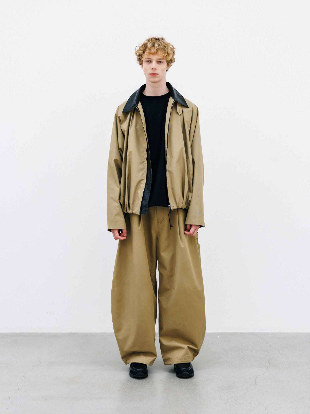 【9.26 SAT 20:00- IN STOCK】+phenix WINDSTOPPER® by GORE-TEX LABS CITY UTILITY BALLOON JACKET (CAMEL BEIGE)