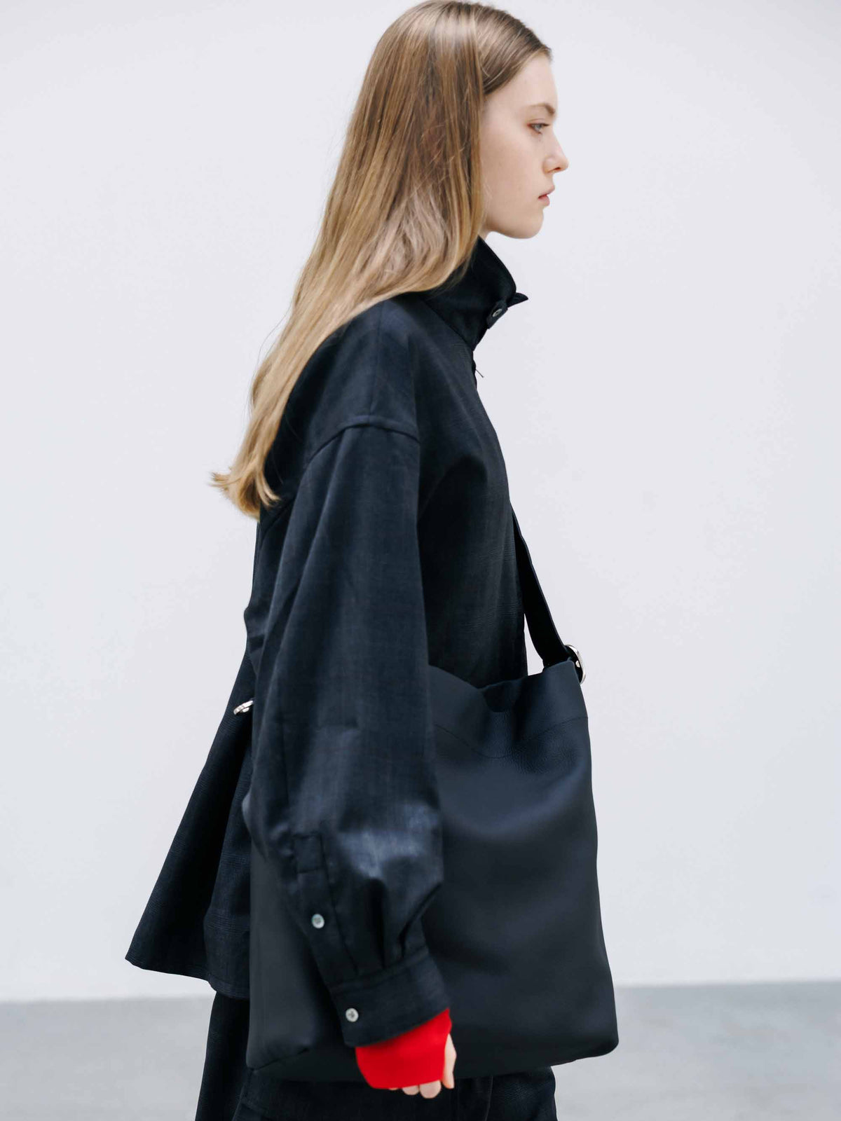 【9.30 WED 20:00- IN STOCK】GRAIN LEATHER EDITOR’S BAG (BLACK)