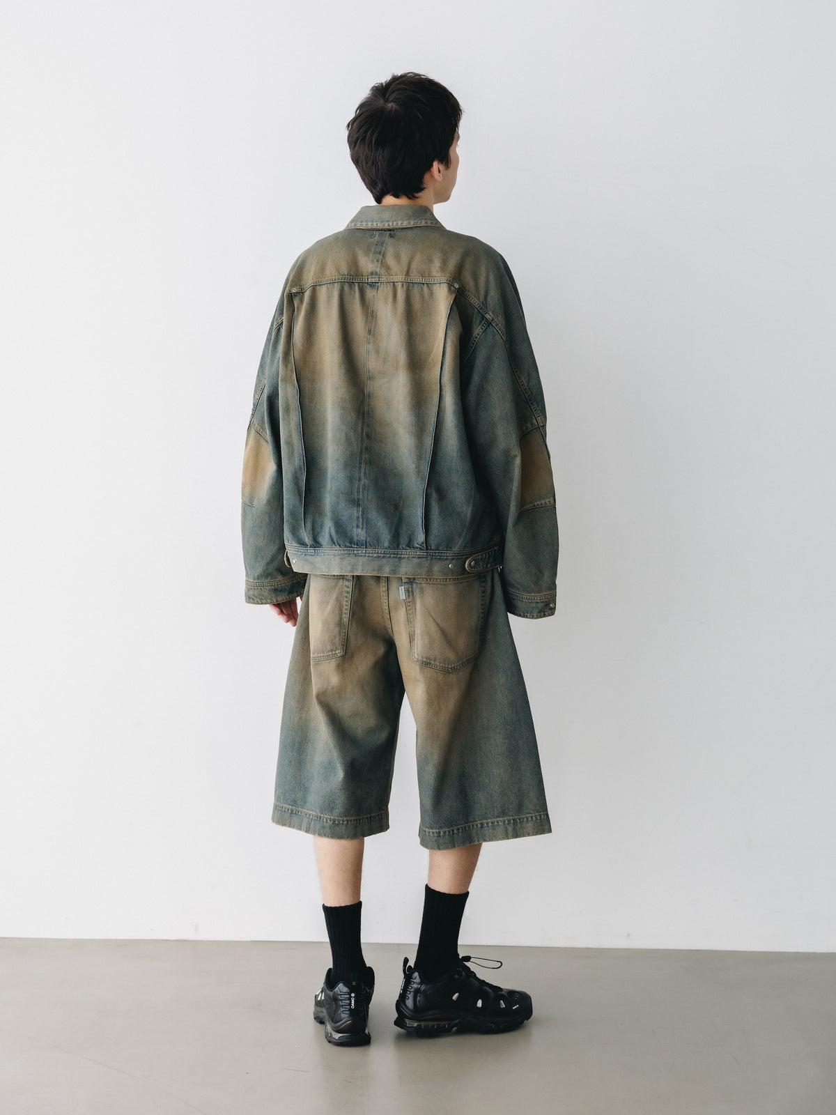 【10.10 SAT 20:00- IN STOCK】 VINTAGE DYED SELVEDGE DENIM FUTURE TRUCKER JACKET (VINTAGE BEIGE)