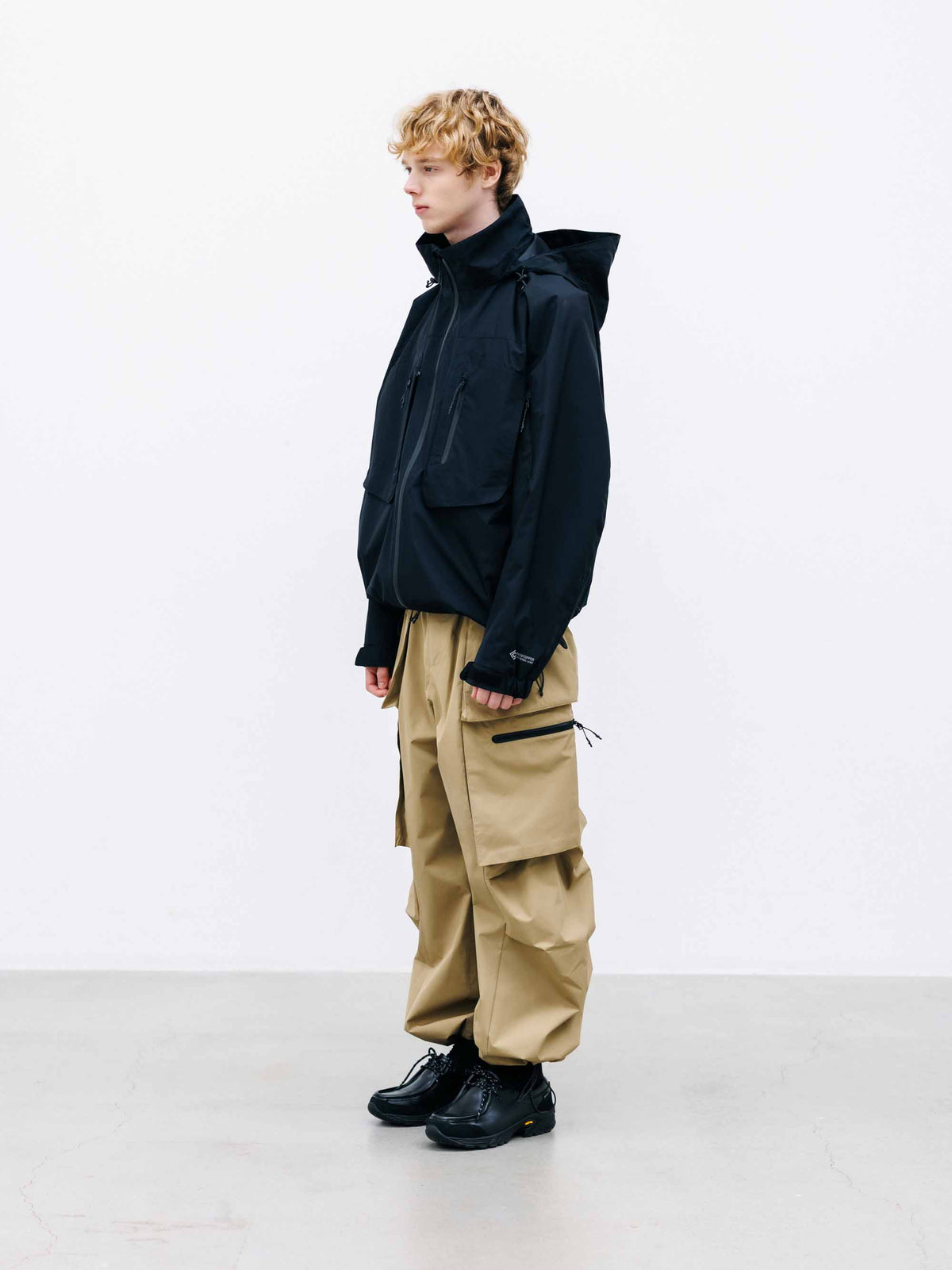 【9.26 SAT 20:00- IN STOCK】+phenix WINDSTOPPER® by GORE-TEX LABS CITY MILITARY CURVE PANTS (CAMEL BEIGE)