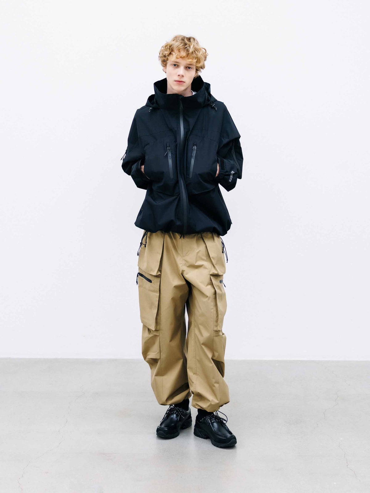 【9.26 SAT 20:00- IN STOCK】+phenix WINDSTOPPER® by GORE-TEX LABS CITY MILITARY CURVE PANTS (CAMEL BEIGE)