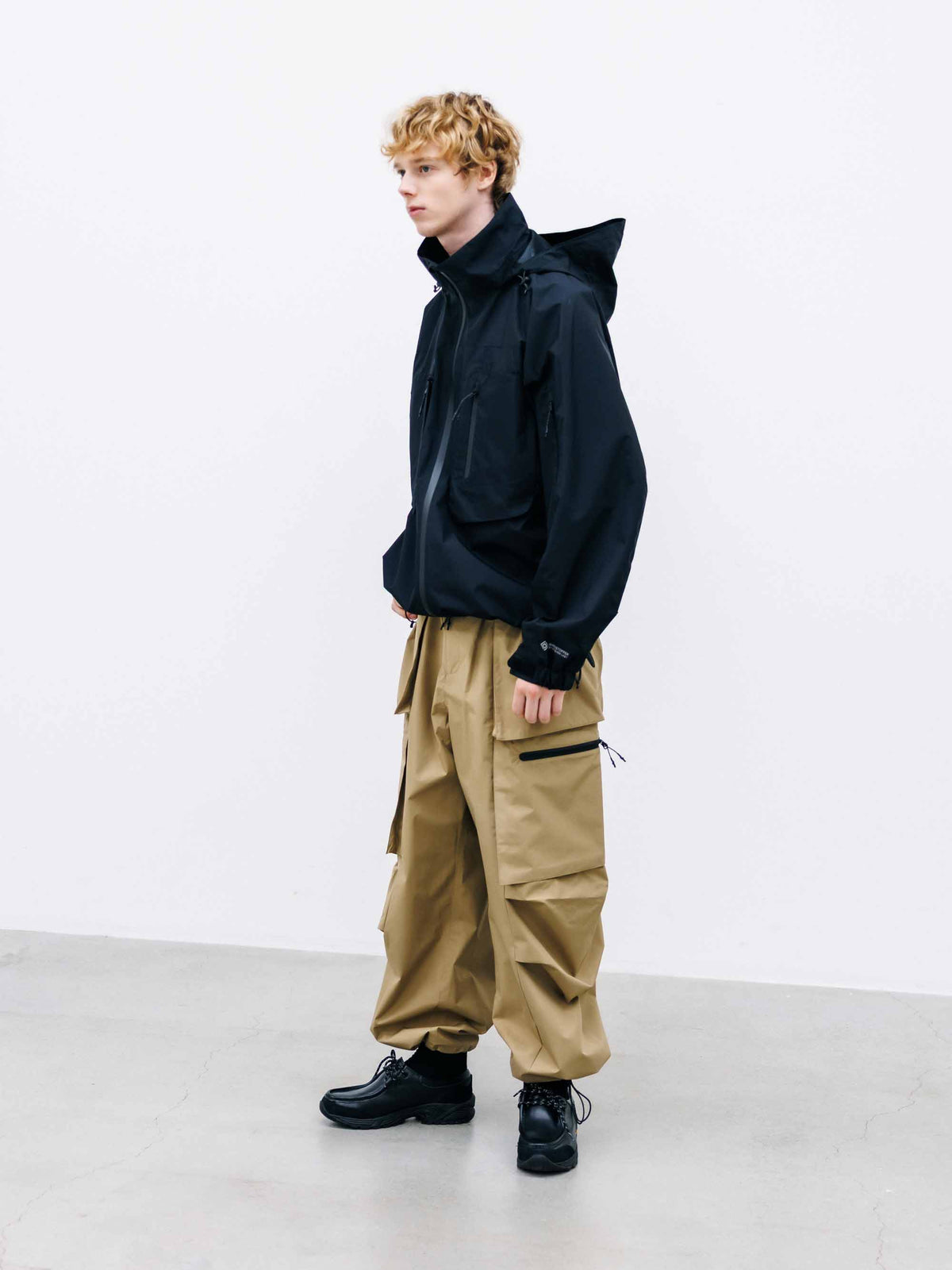 【9.26 SAT 20:00- IN STOCK】+phenix WINDSTOPPER® by GORE-TEX LABS CITY MILITARY CURVE PANTS (CAMEL BEIGE)