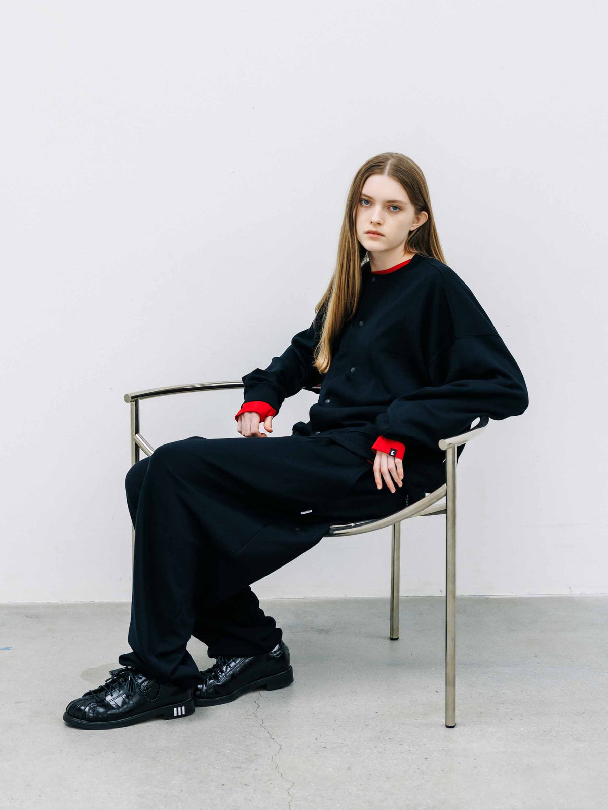 【10.14 WED 20:00- IN STOCK】 WOOL SWEAT CREW NECK CARDIGAN (BLACK)