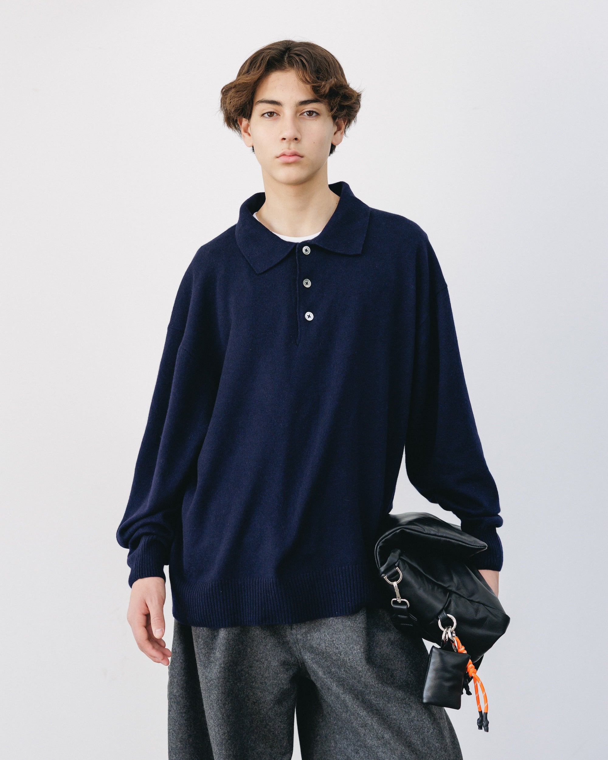 【12.27 SAT 20:00- IN STOCK】CASHMERE KNIT POLO SHIRT (NAVY)