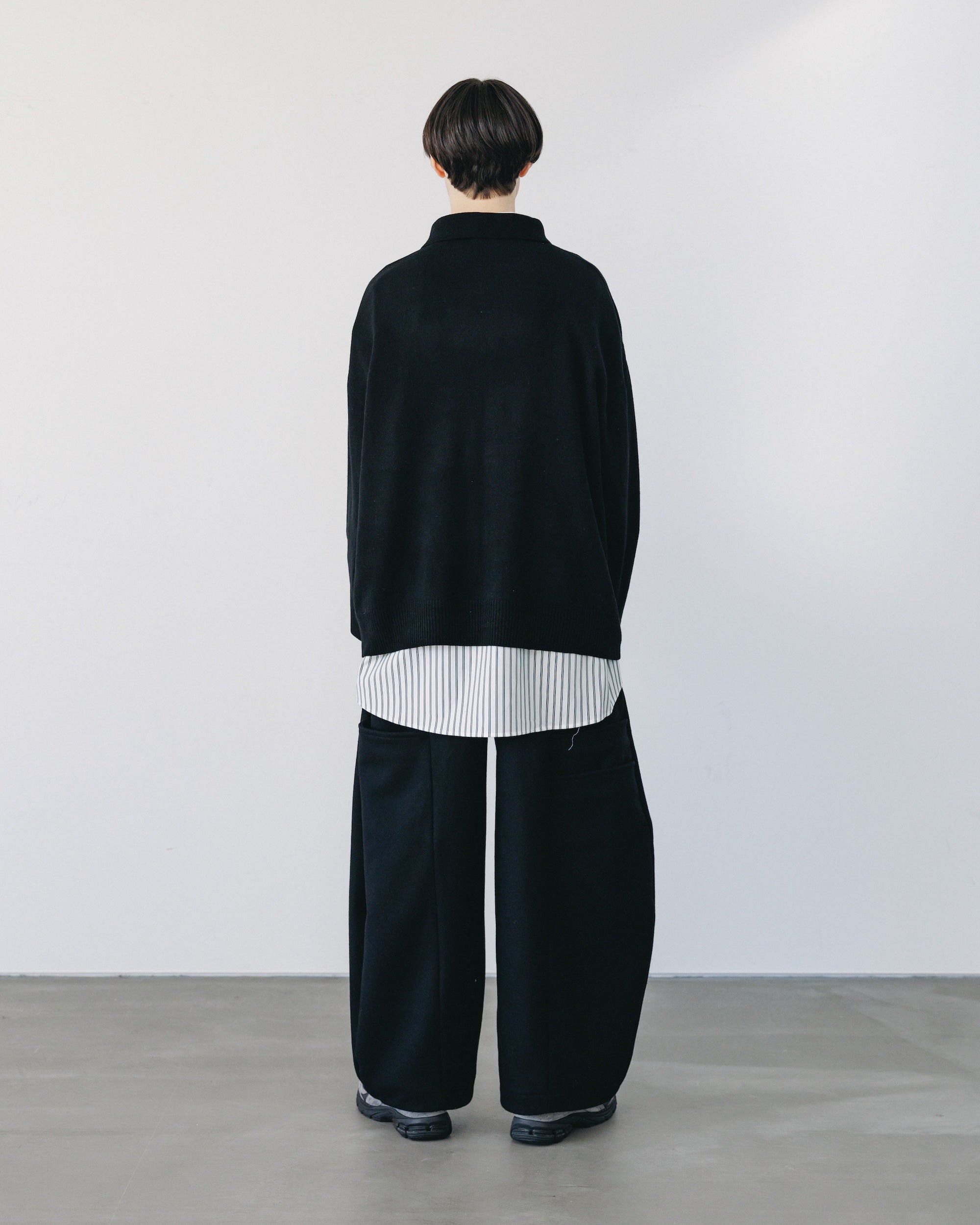 【12.27 SAT 20:00- IN STOCK】CASHMERE KNIT POLO SHIRT (BLACK)