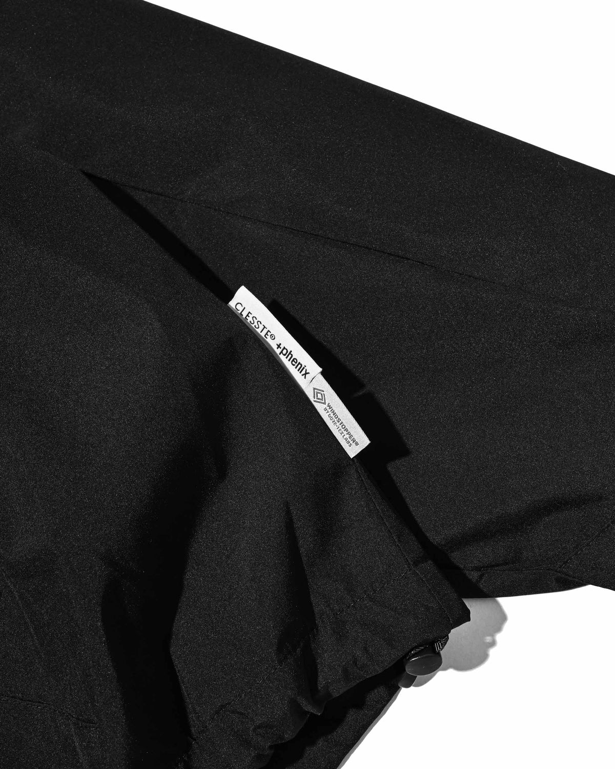 【9.26 SAT 20:00- IN STOCK】+phenix WINDSTOPPER® by GORE-TEX LABS CITY SIDEWINDER JACKET (BLACK)