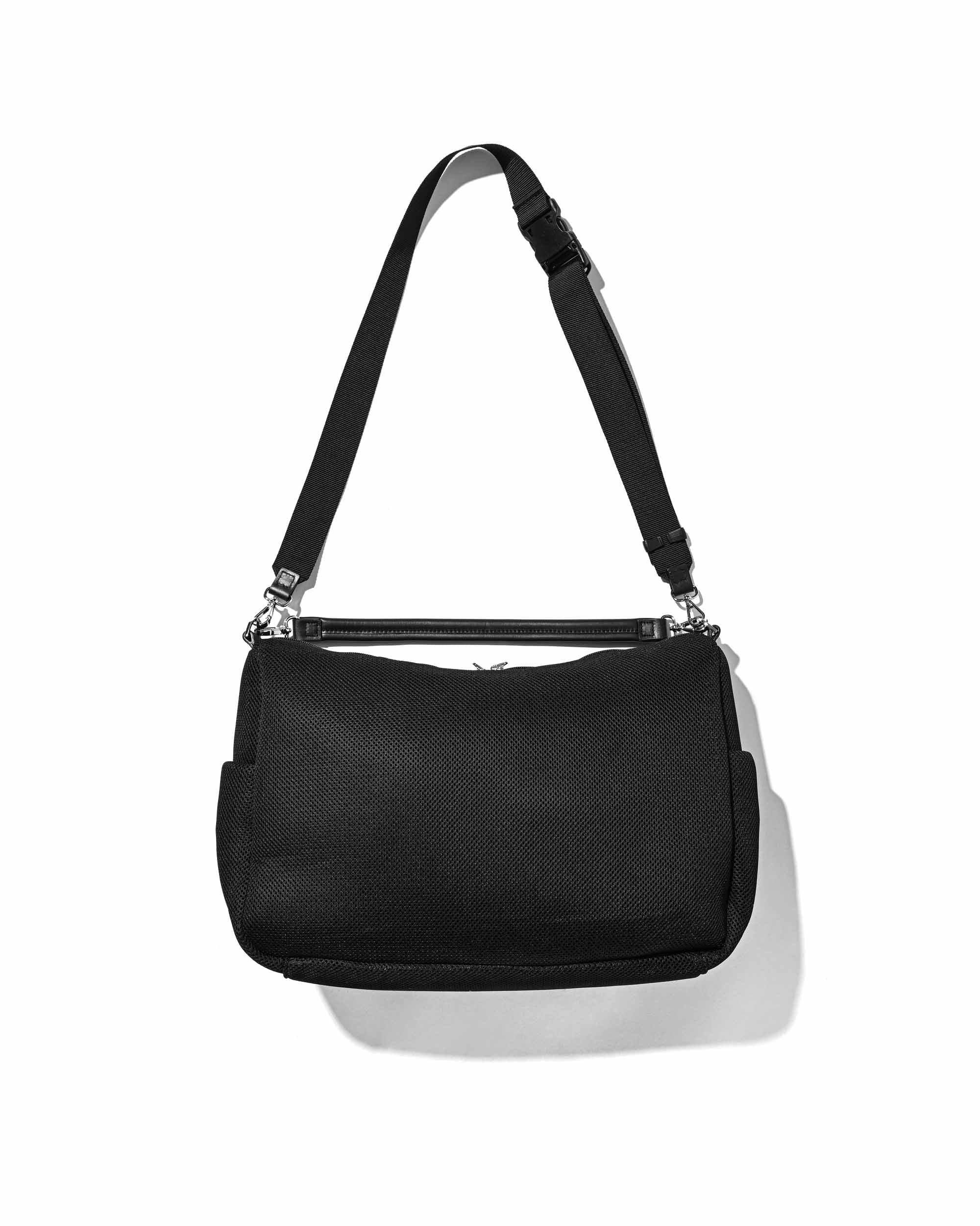 【9.12 SAT 20:00- IN STOCK】W-MESH DAYOFF BAG LARGE (BLACK)