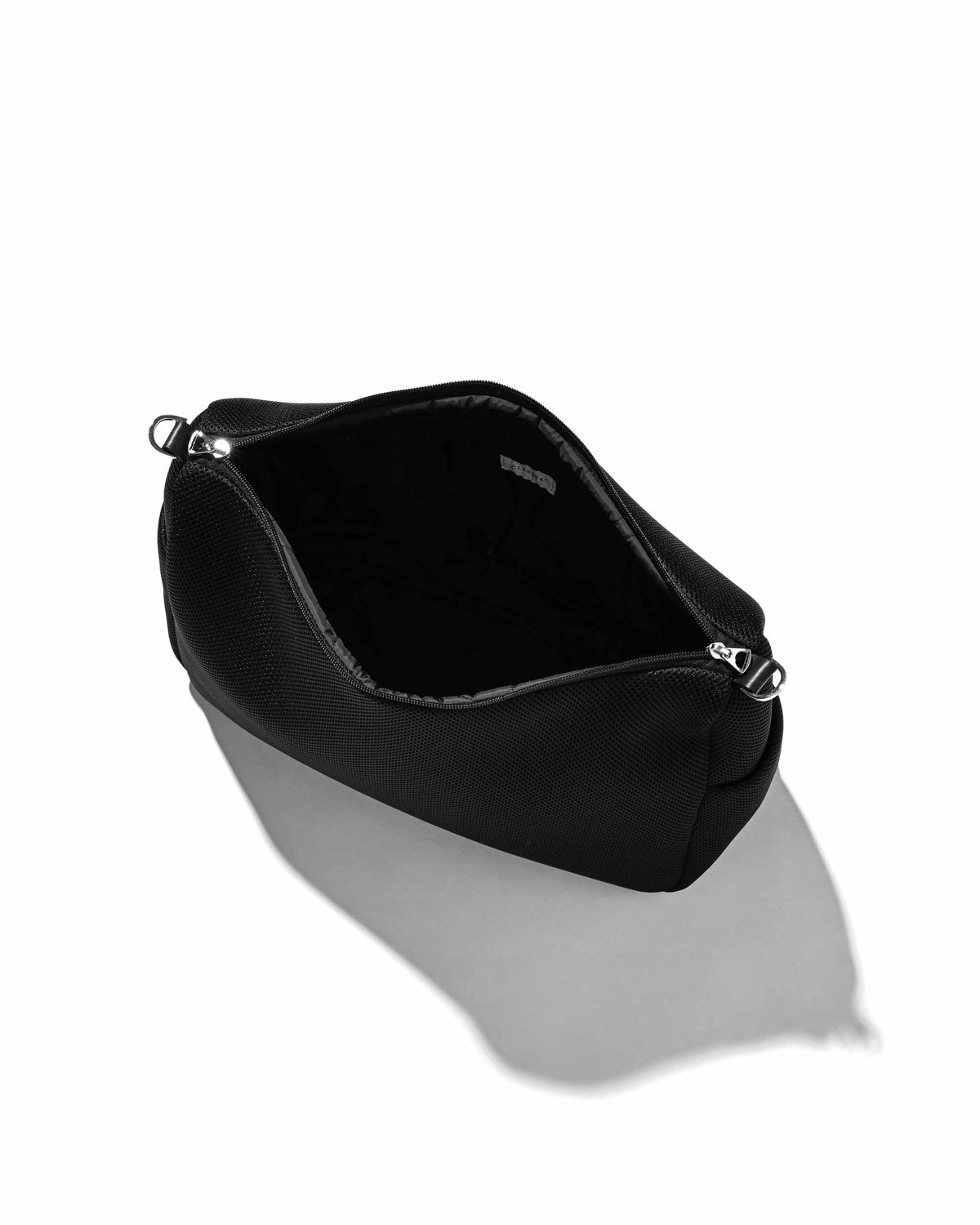 【9.12 SAT 20:00- IN STOCK】W-MESH DAYOFF BAG LARGE (BLACK)
