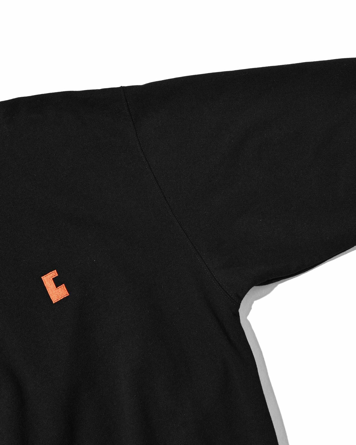 【9.23 WED 20:00- IN STOCK】"C×CONCEPT" SWEATSHIRT WITH DRAWSTRINGS (BLACK)