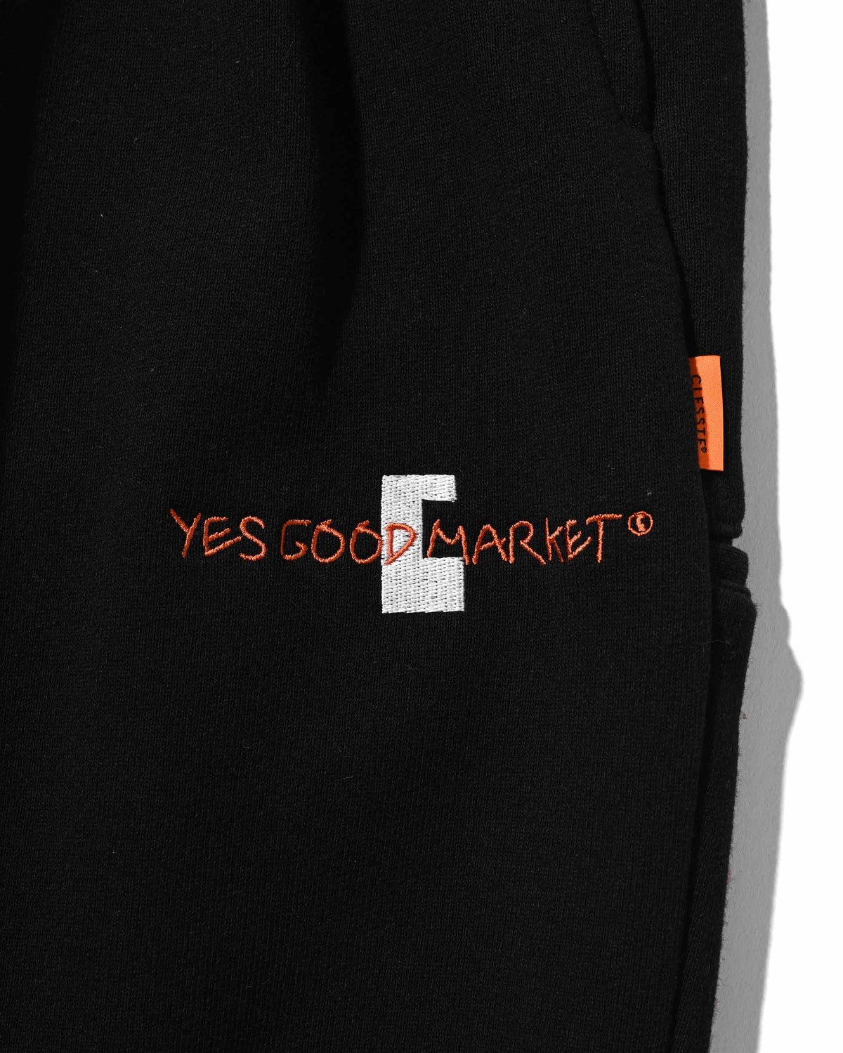 【10.4 SUN 20:00- IN STOCK】【LIMITED】 “C×YES GOOD MARKET" CITY UNIFORM VENTILATION SWEATPANTS (BLACK)