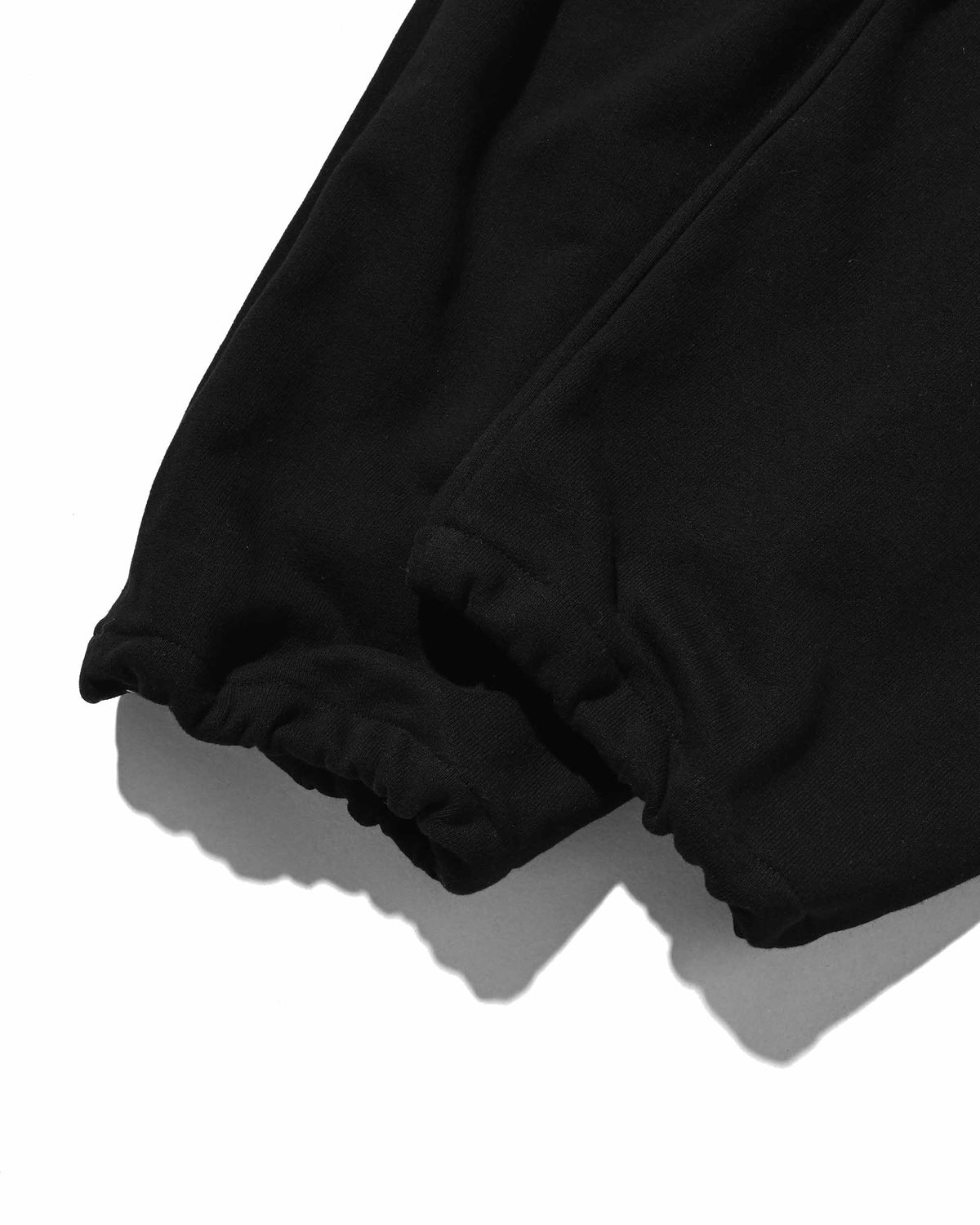 【10.4 SUN 20:00- IN STOCK】【LIMITED】 “C×YES GOOD MARKET" CITY UNIFORM VENTILATION SWEATPANTS (BLACK)