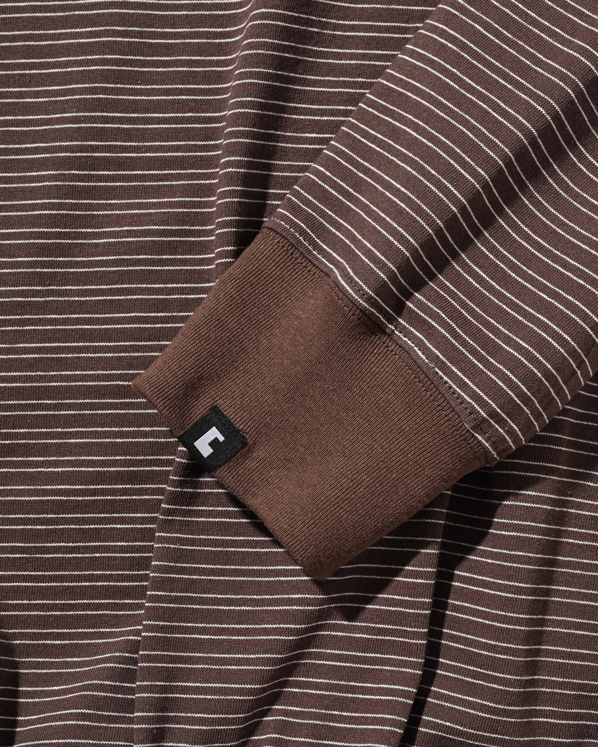 【10.4 SUN 20:00- IN STOCK】【LIMITED】 “YES G♡♡D MARKET" MICRO STRIPED L/S T-SHIRT WITH DRAWSTRINGS (BROWN)