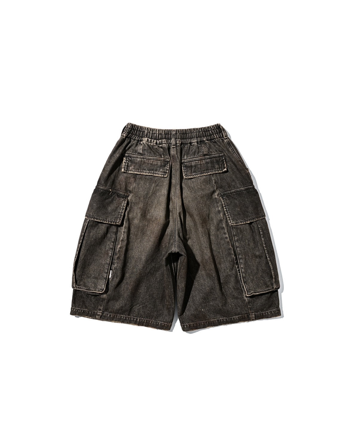 【5.23 SAT 20:00- IN STOCK】VINTAGE DYED SELVEDGE DENIM CITY MEGA POCKET BALLOON CARGO HALF PANTS (VINTAGE BLACK)