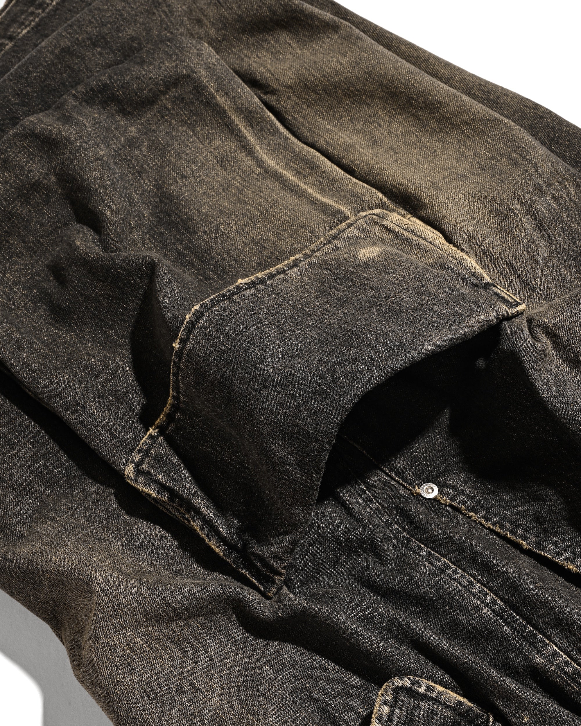 【3.18 WED 20:00- IN STOCK】VINTAGE DYED SELVEDGE DENIM CITY MILITARY HALF PANTS (VINTAGE BLACK)