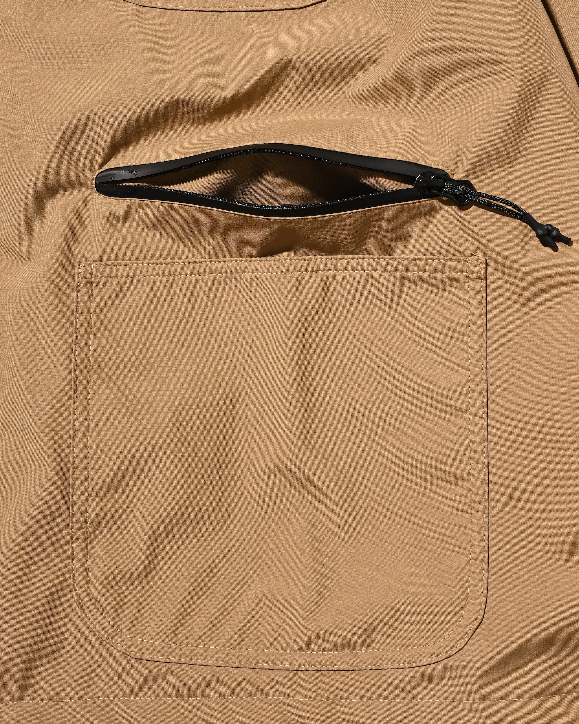 +phenix WINDSTOPPER® BY GORE-TEX LABS CITY STORAGE COVERALL JACKET (CAMEL BEIGE)