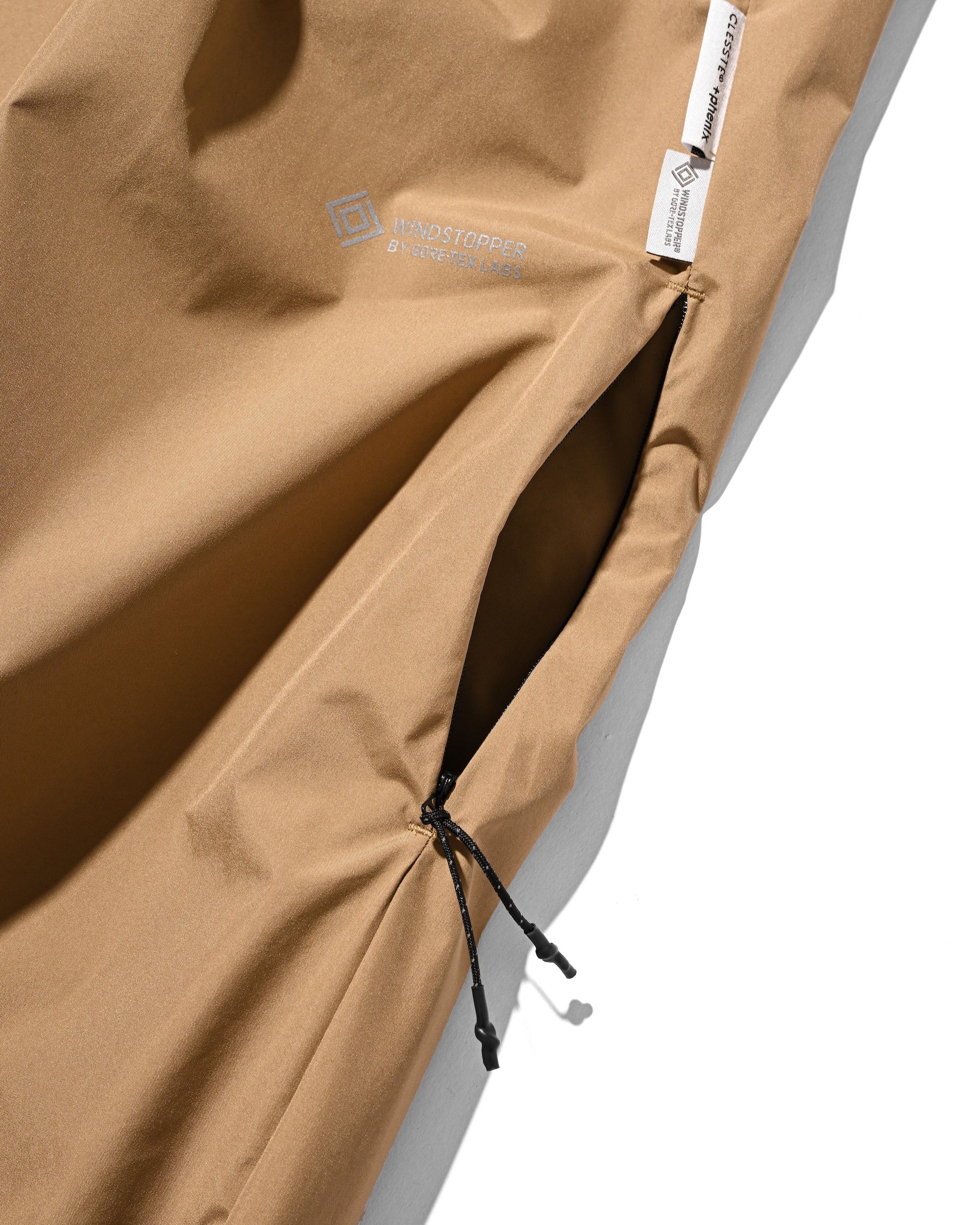 【6.20 SAT 20:00- IN STOCK】 +phenix WINDSTOPPER® by GORE-TEX LABS CITY BARREL LEG PANTS (CAMEL BEIGE)