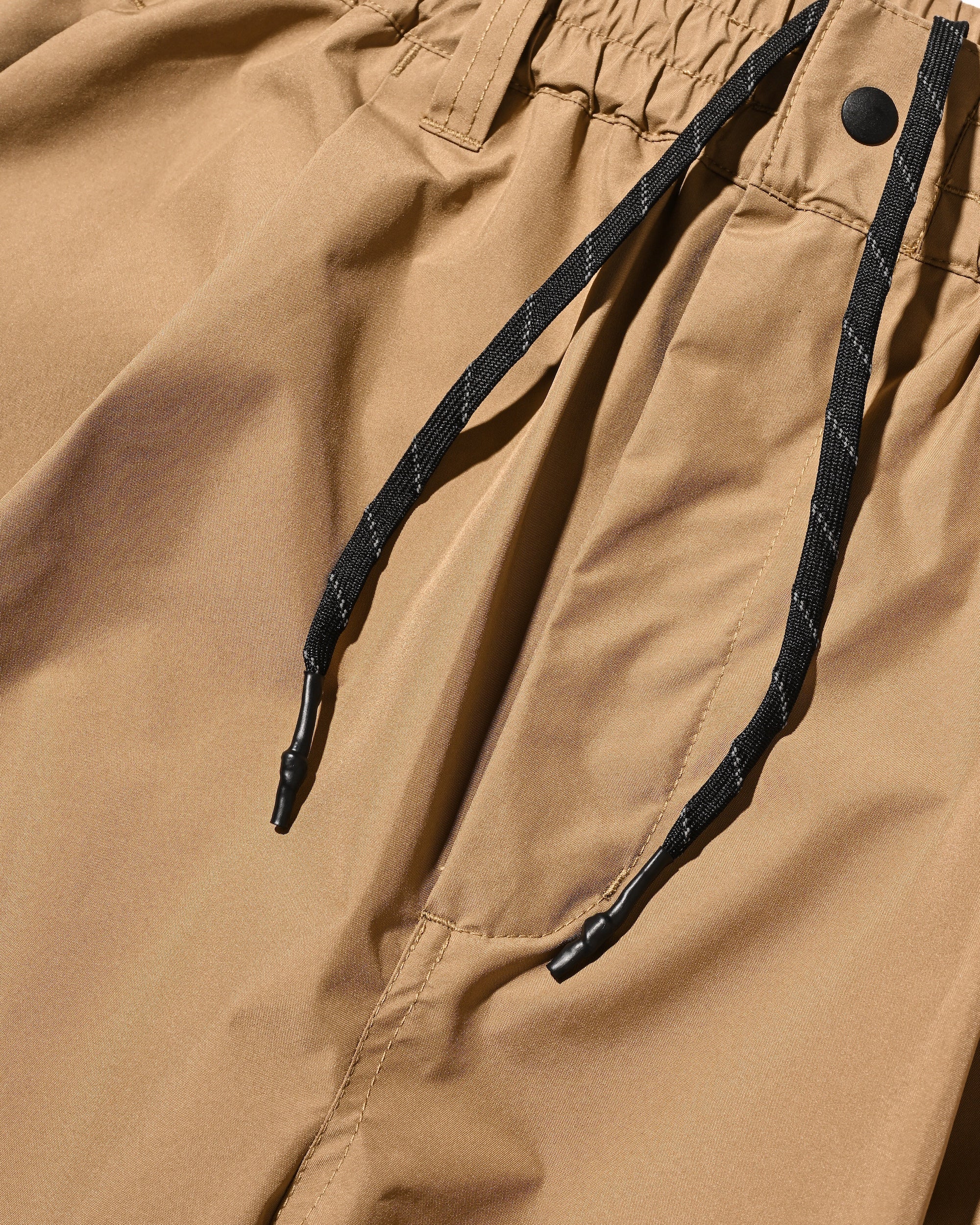 【6.20 SAT 20:00- IN STOCK】 +phenix WINDSTOPPER® by GORE-TEX LABS CITY BARREL LEG PANTS (CAMEL BEIGE)