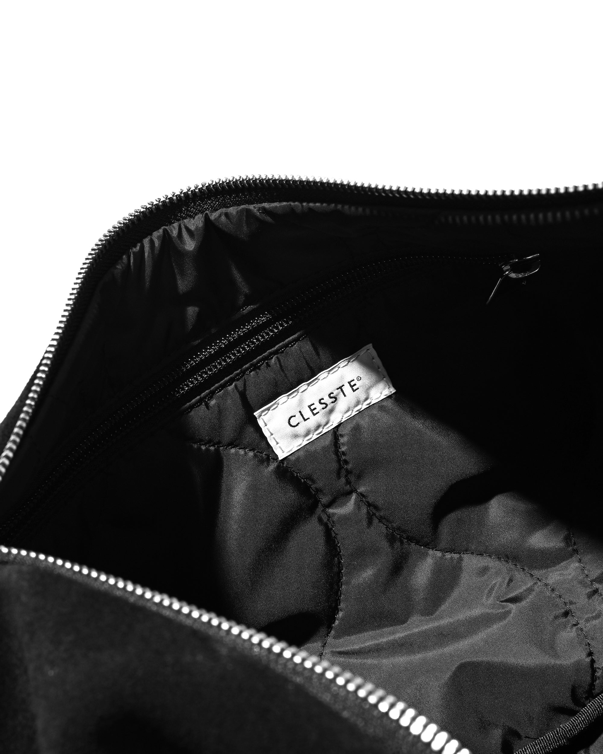 SUEDE DAYOFF BAG (BLACK)