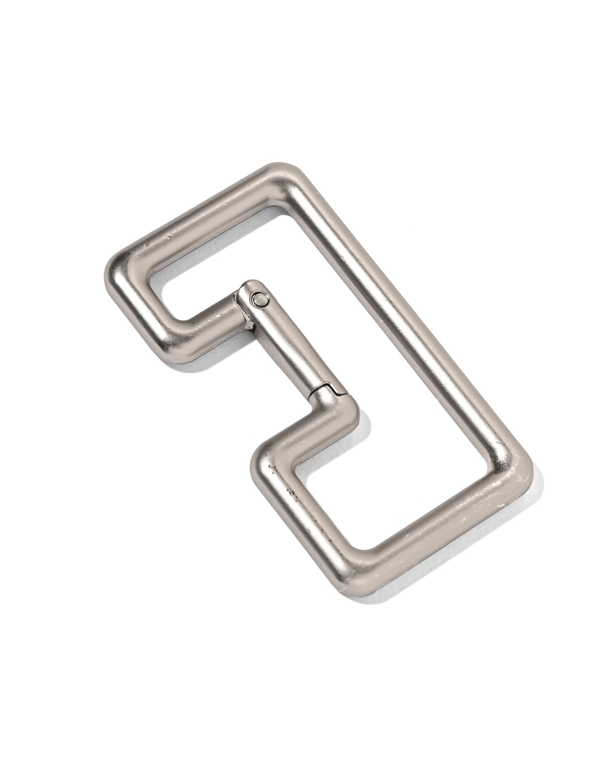 “C” LOGO CARABINER (SILVER)