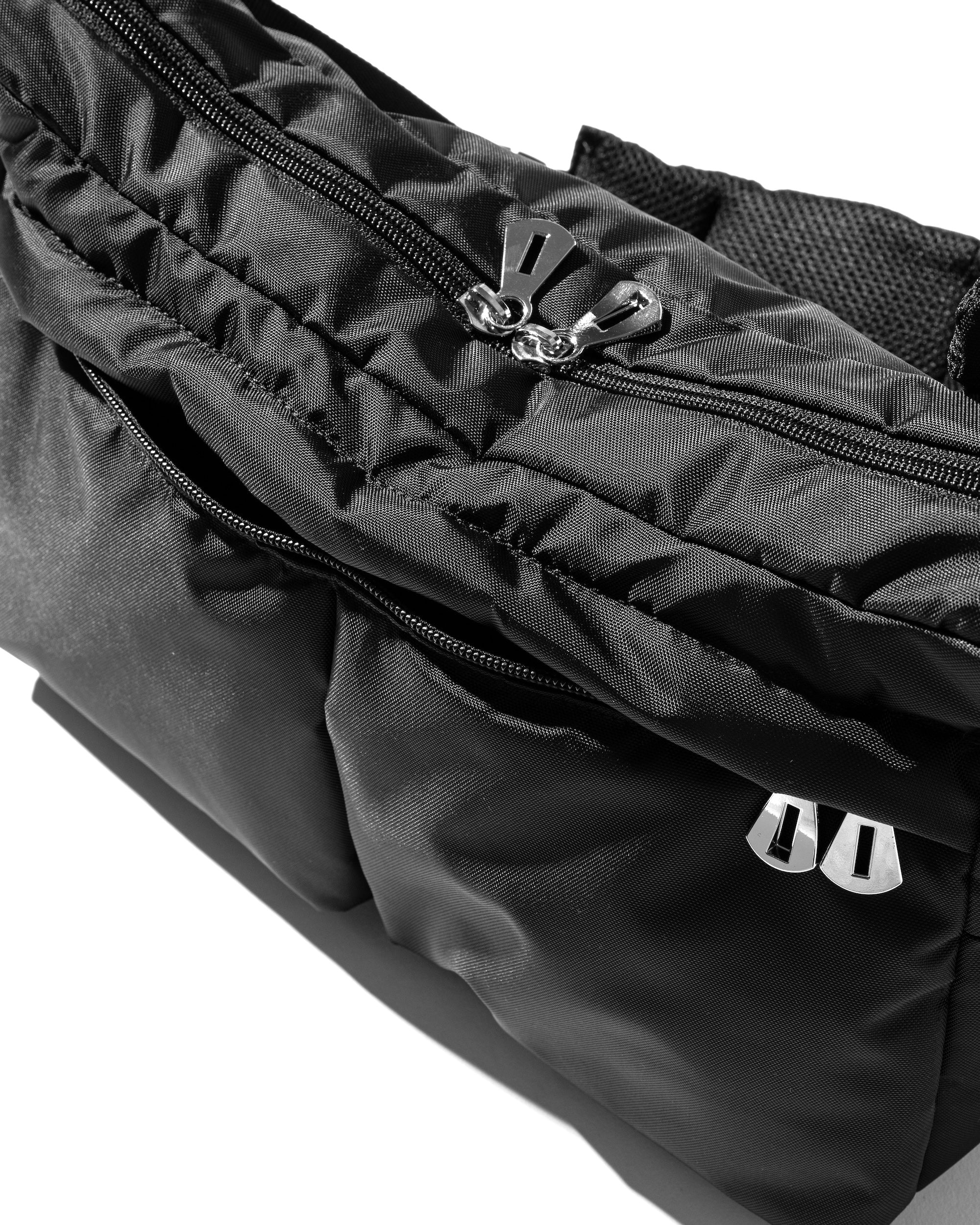 【8.27 WED 20:00- IN STOCK】MULTI POCKET HOLIDAY BAG