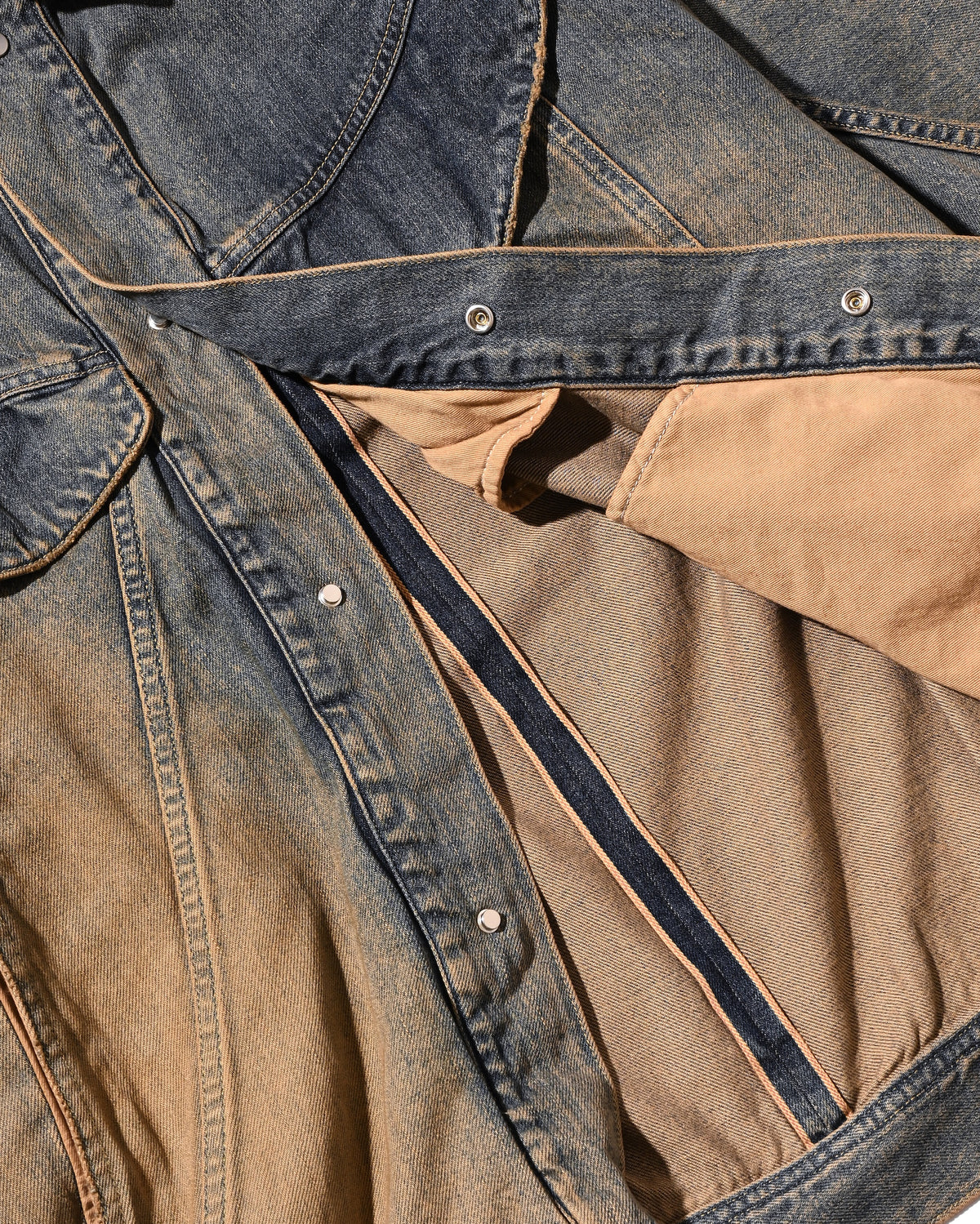 【10.10 SAT 20:00- IN STOCK】 VINTAGE DYED SELVEDGE DENIM FUTURE TRUCKER JACKET (VINTAGE BEIGE)