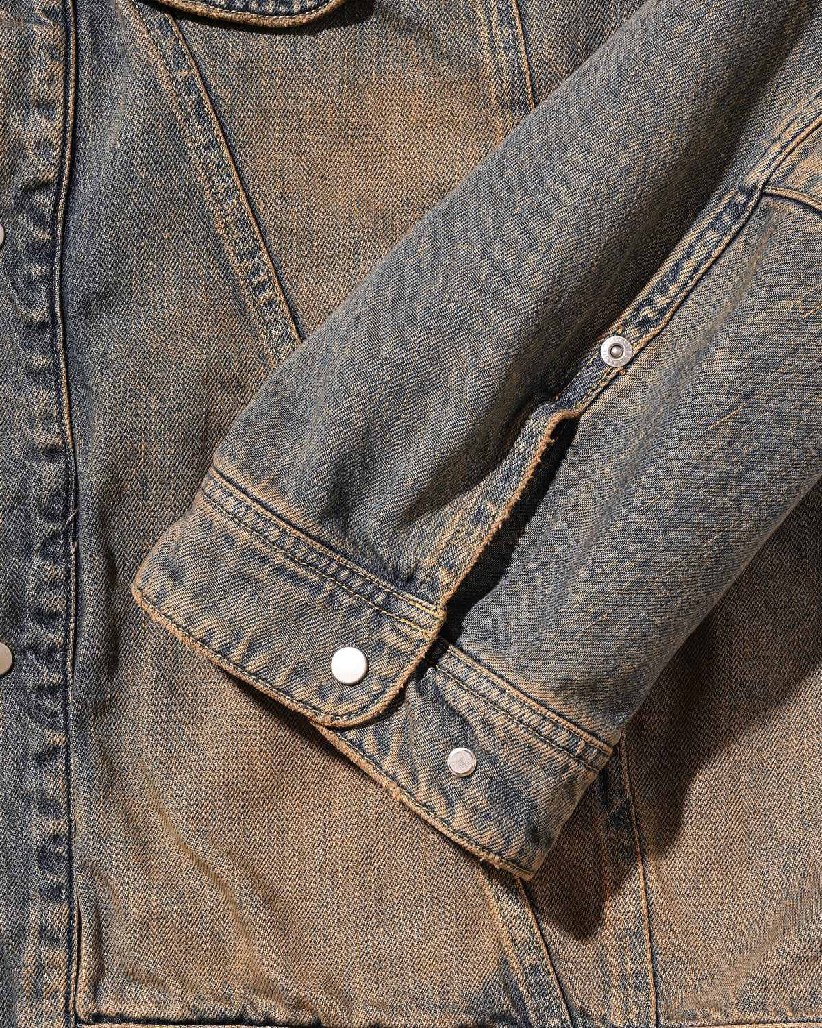 【10.10 SAT 20:00- IN STOCK】 VINTAGE DYED SELVEDGE DENIM FUTURE TRUCKER JACKET (VINTAGE BEIGE)