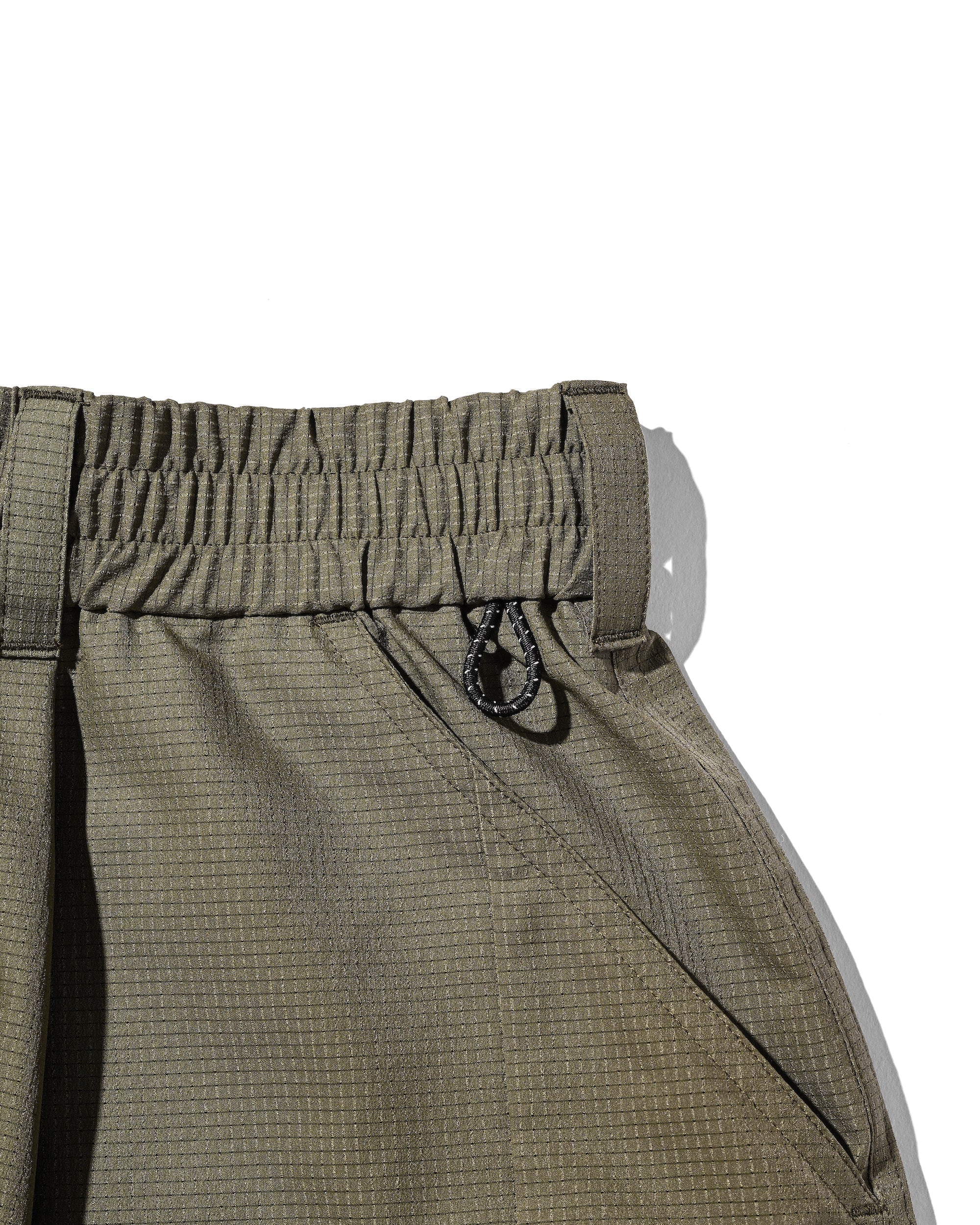 【4.11 SAT 20:00- IN STOCK】COOLDOTS® CITY MEGA POCKET BALLOON CARGO HALF PANTS (OLIVE)