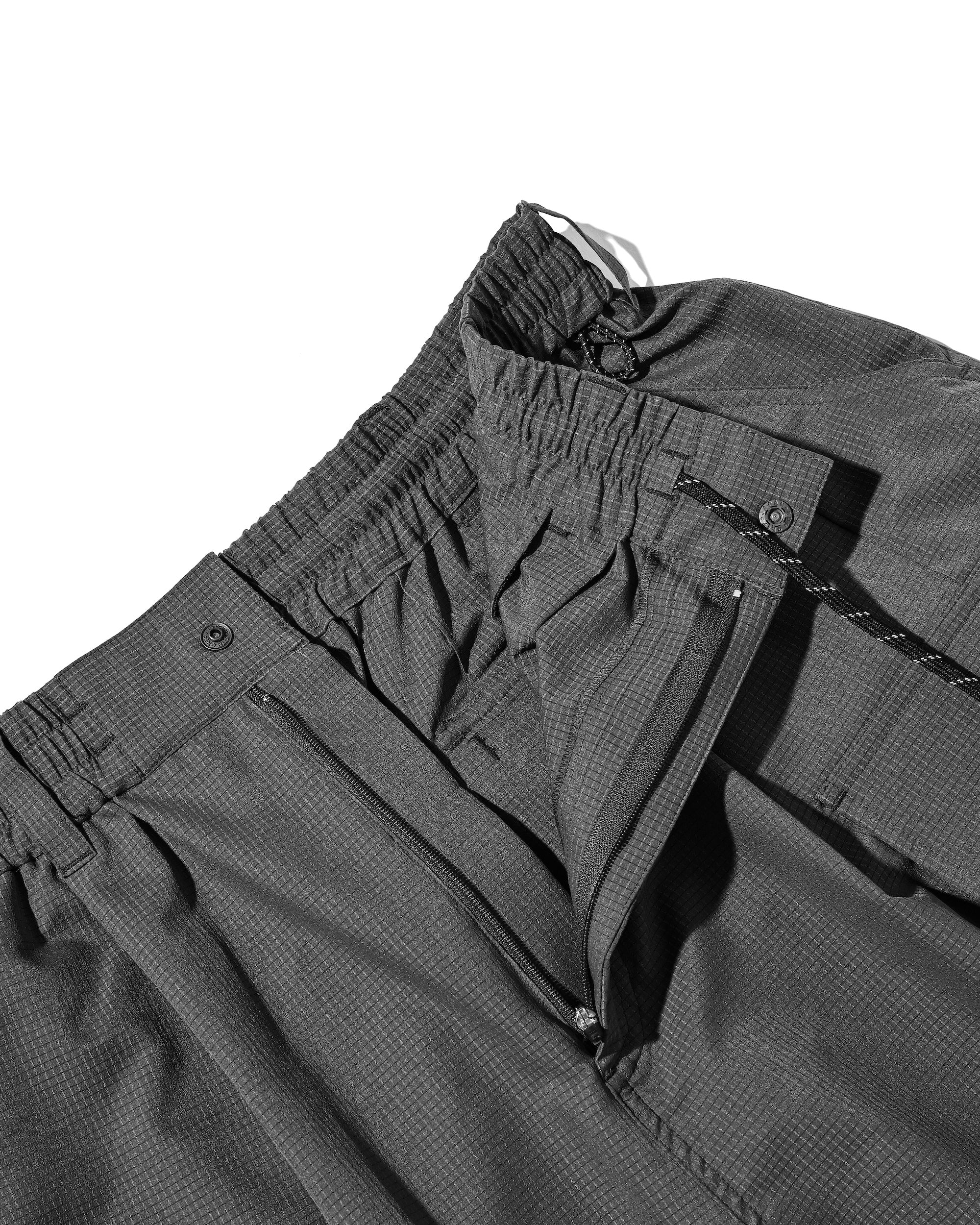 【4.11 SAT 20:00- IN STOCK】COOLDOTS® CITY MEGA POCKET BALLOON CARGO HALF PANTS (CHARCOAL)