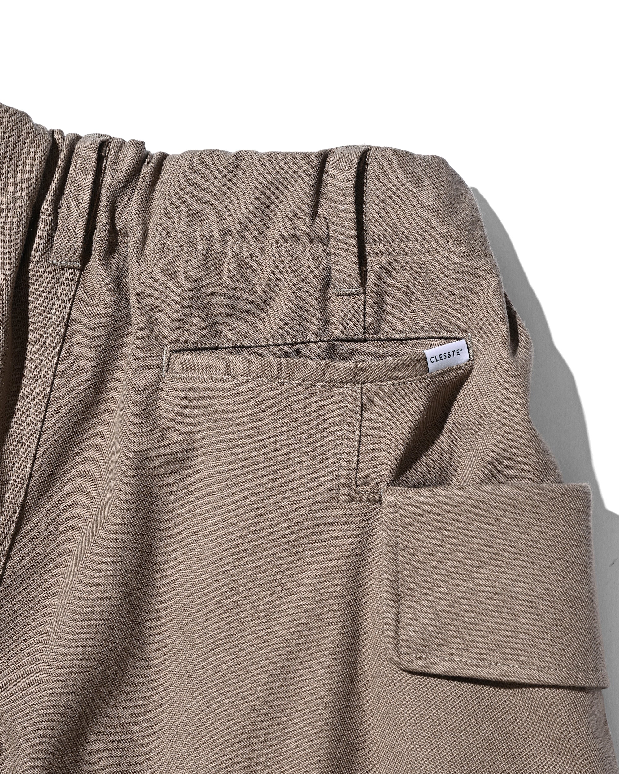 【4.25 SAT 20:00- IN STOCK】SIDE FLAP CURVE PANTS (MOCHA)