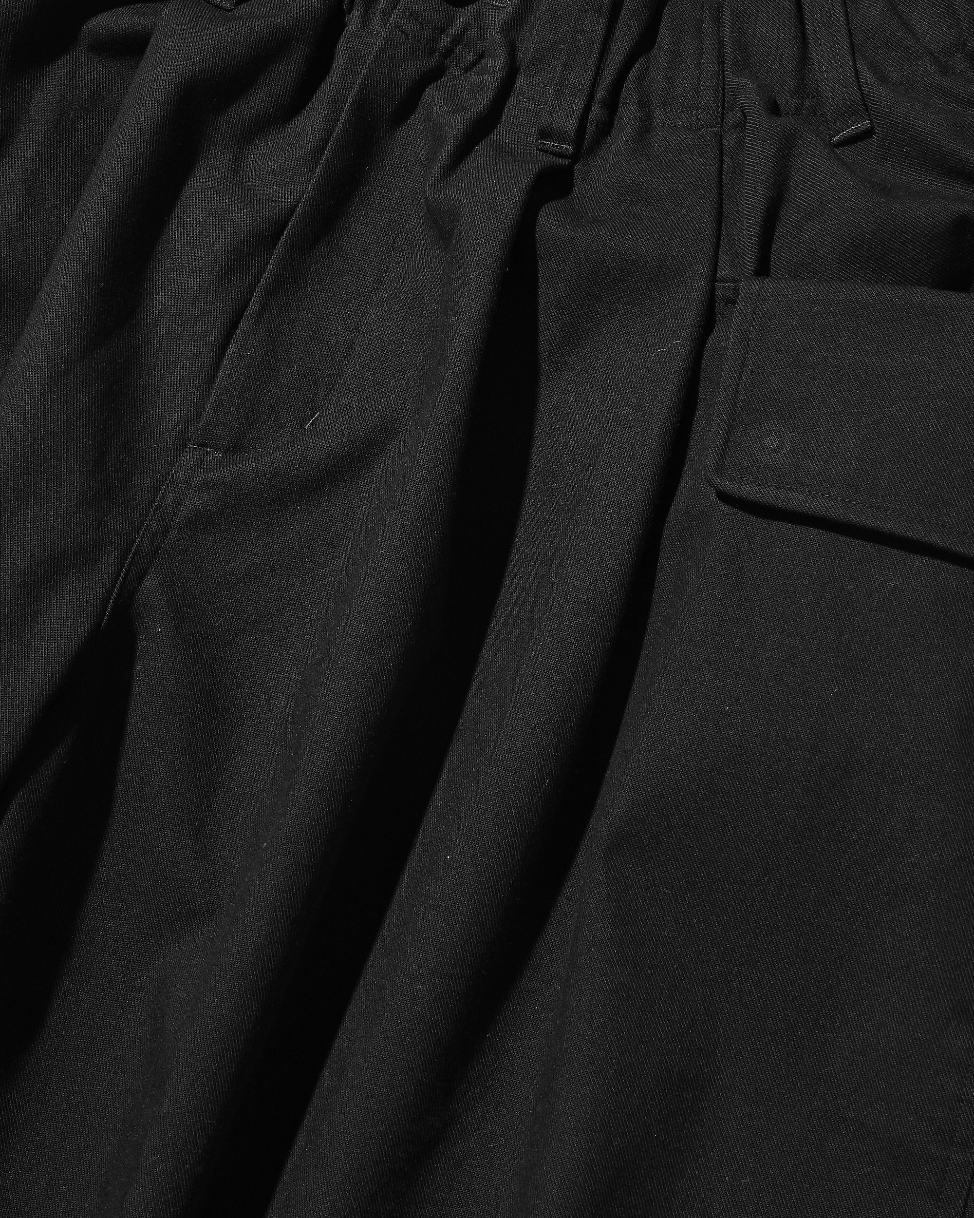 SIDE FLAP CURVE PANTS (BLACK)