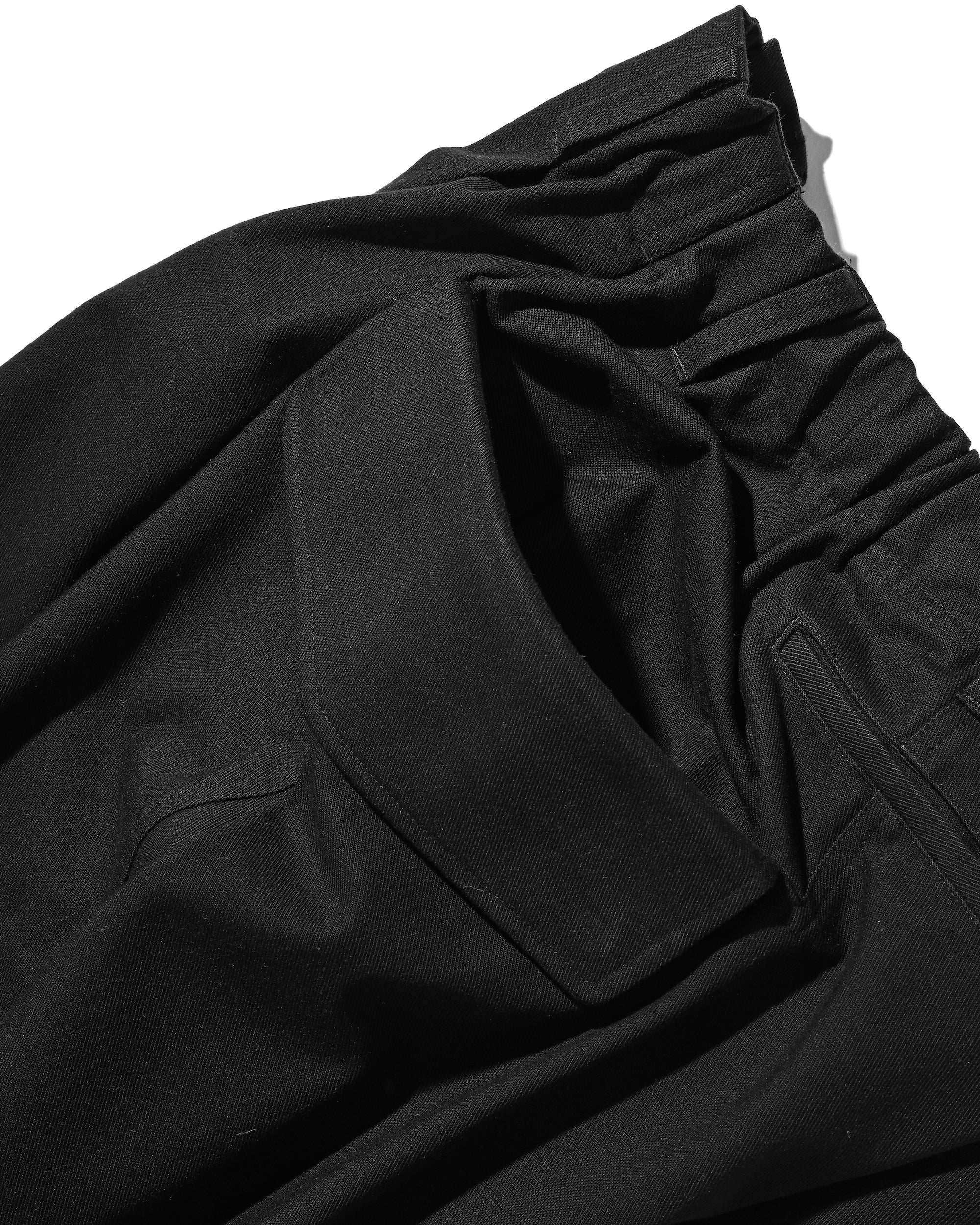 SIDE FLAP CURVE PANTS (BLACK)