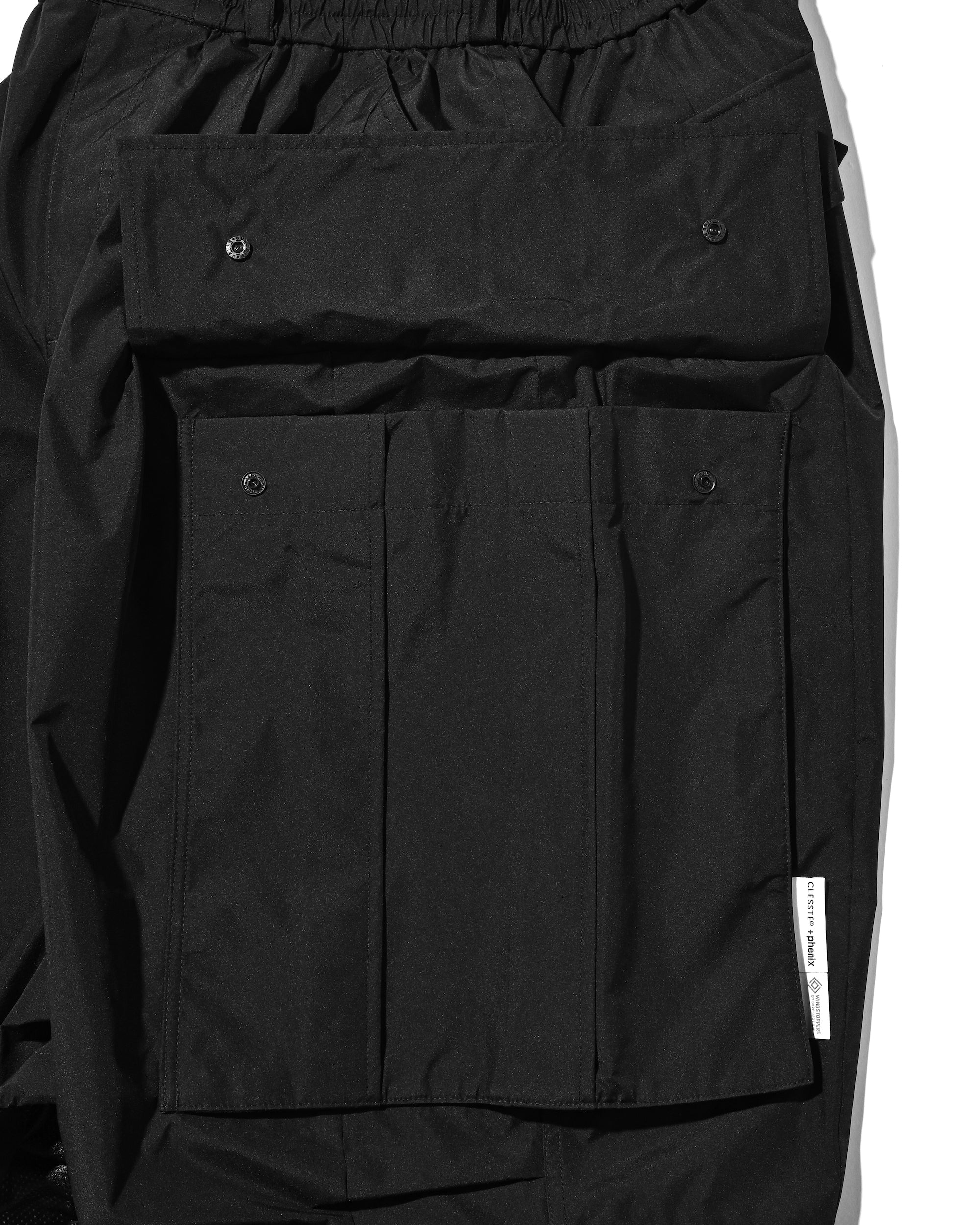 +PHENIX WINDSTOPPER® BY GORE-TEX LABS CITY MEGA POCKET BALLOON CARGO HALF PANTS(BLACK)