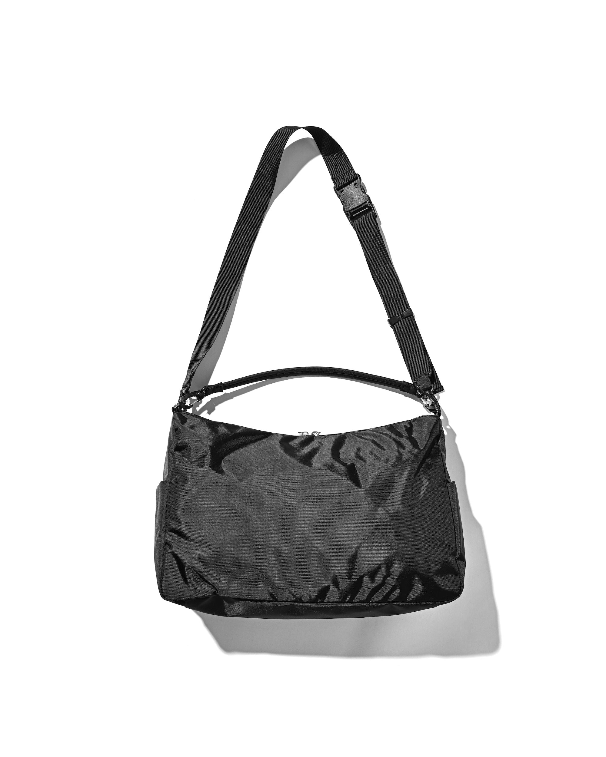 DAYOFF BAG LARGE (BLACK)