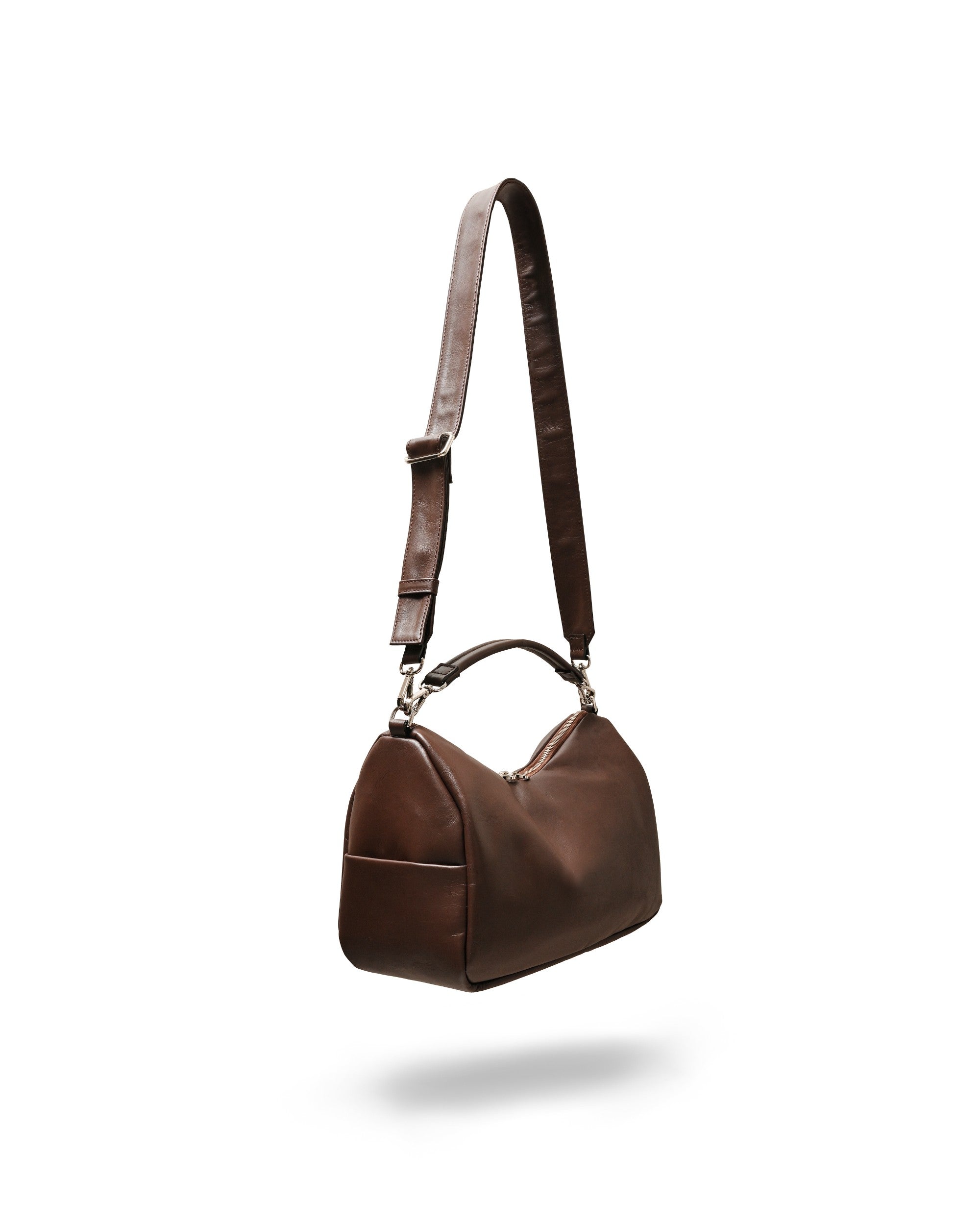 【7.29 WED 20:00- IN STOCK】LEATHER DAYOFF BAG (BROWN)
