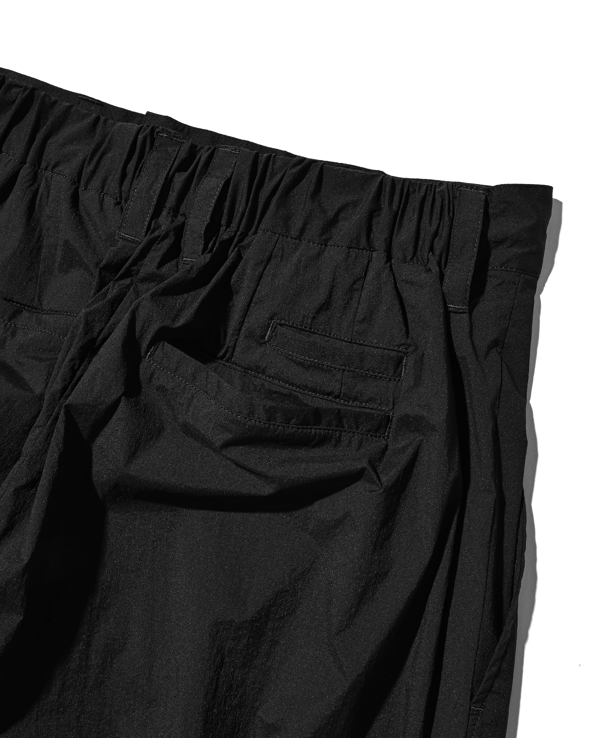 "C” CRISPY NYLON CITY UNIFORM WIDE TAPERED PANTS (BLACK×ORANGE)