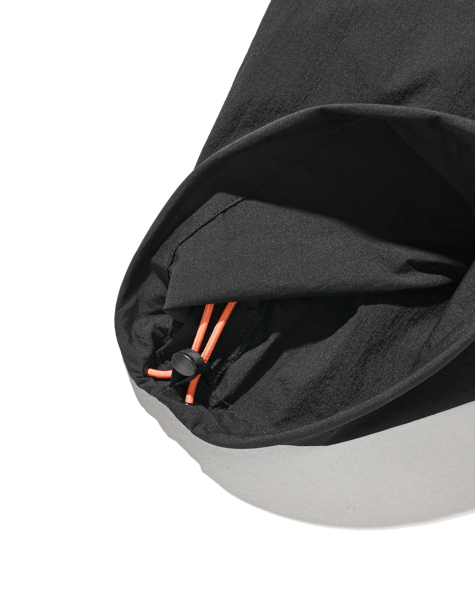 "C” CRISPY NYLON CITY UNIFORM WIDE TAPERED PANTS (BLACK×ORANGE)