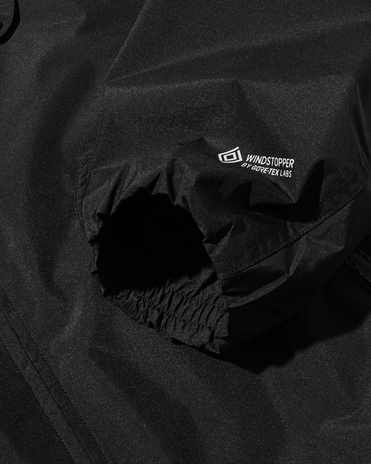 【9.12 SAT 20:00- IN STOCK】+phenix WINDSTOPPER® by GORE-TEX LABS CITY FLIGHT JACKET (BLACK)