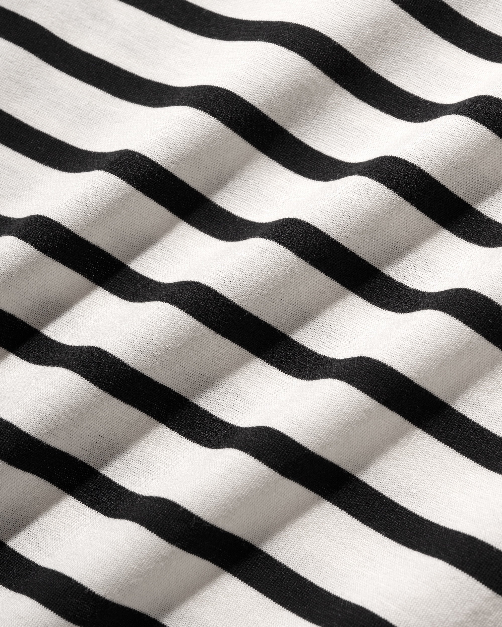 WIDE STRIPED L/S POLO WITH DRAWSTRINGS (IVORY×BLACK)