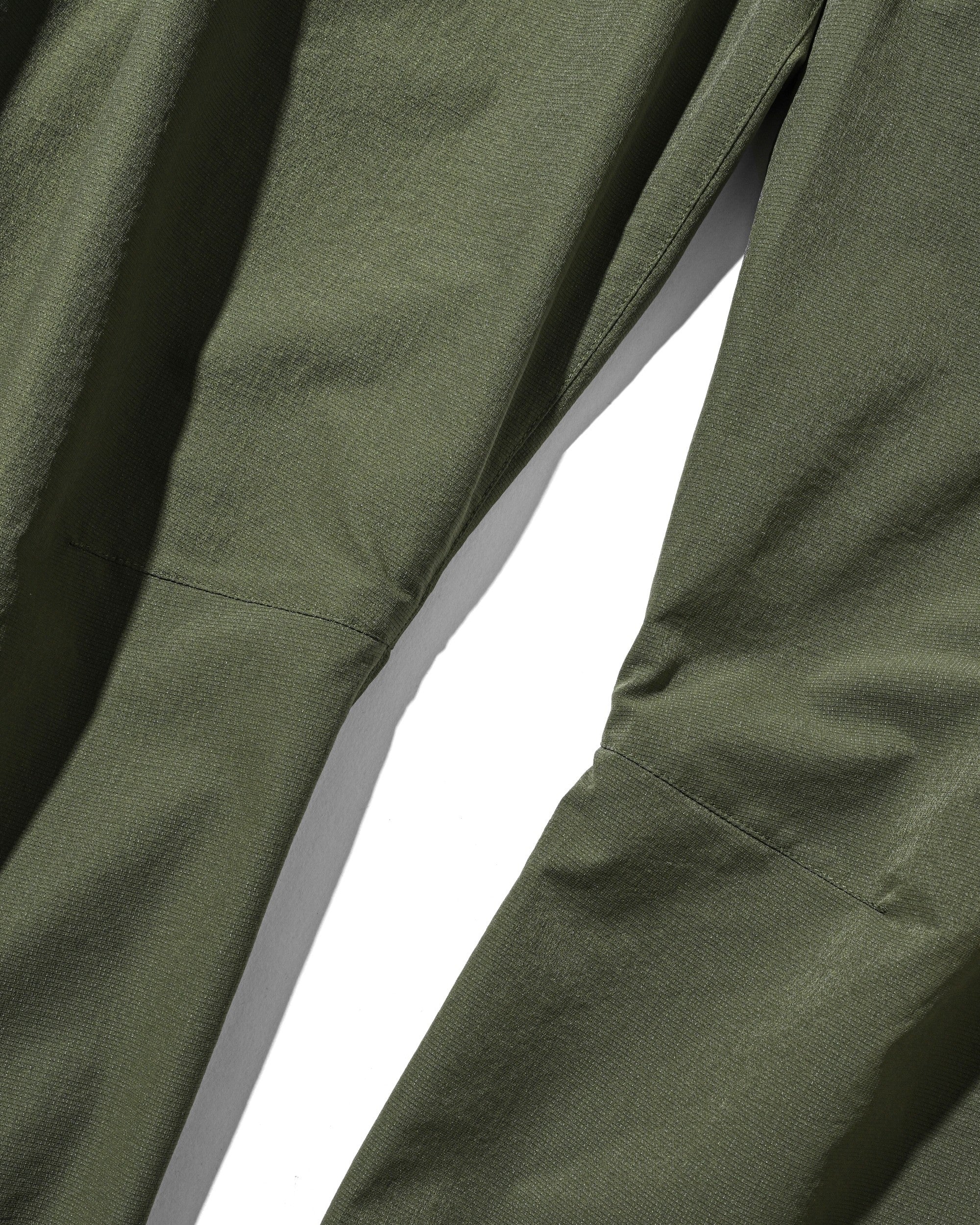 【6.3 WED 20:00- IN STOCK】COOLDOTS® CITY BARREL LEG PANTS(OLIVE)