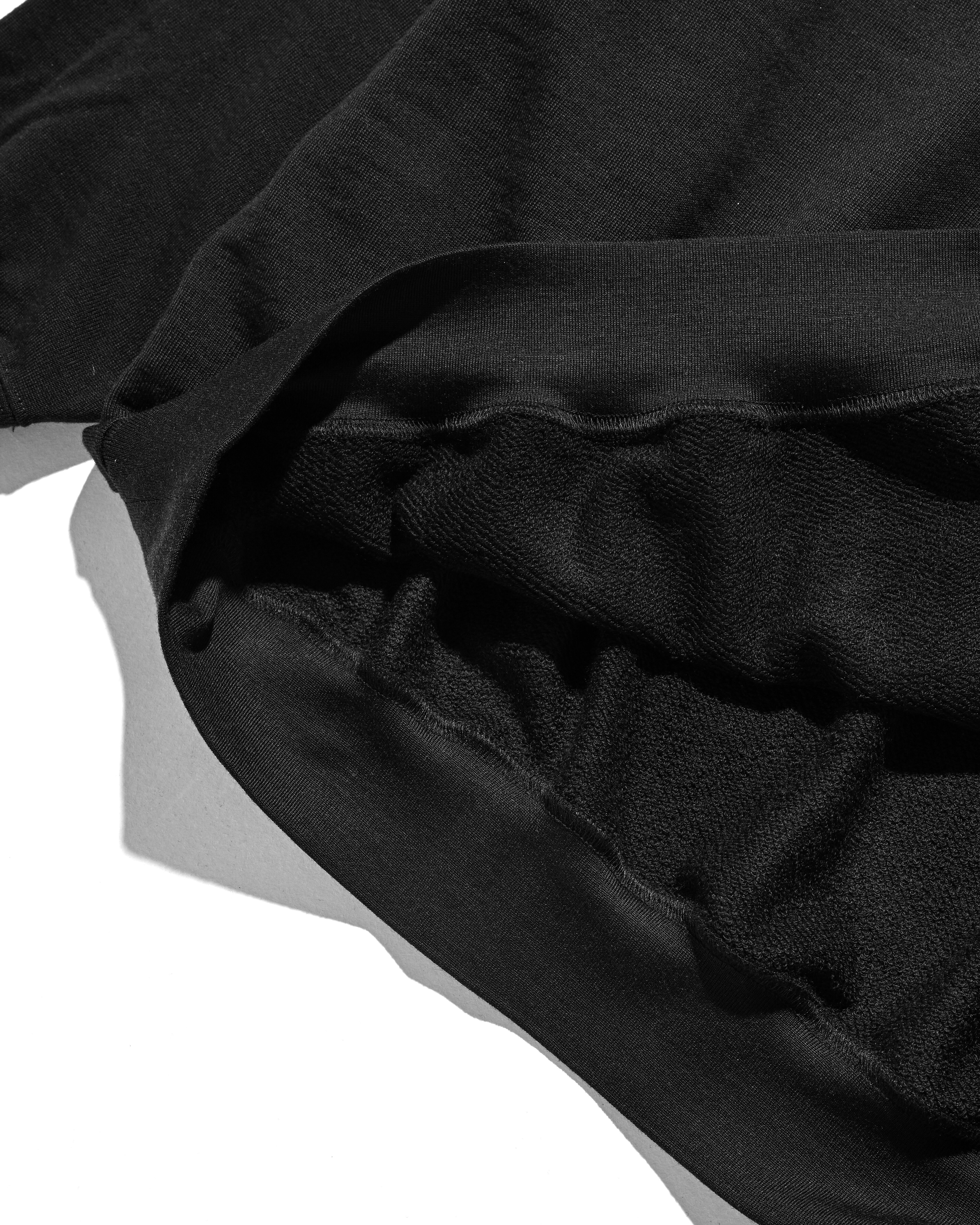 【10.29 WED 20:00- IN STOCK】WOOL SWEATSHIRT (BLACK)