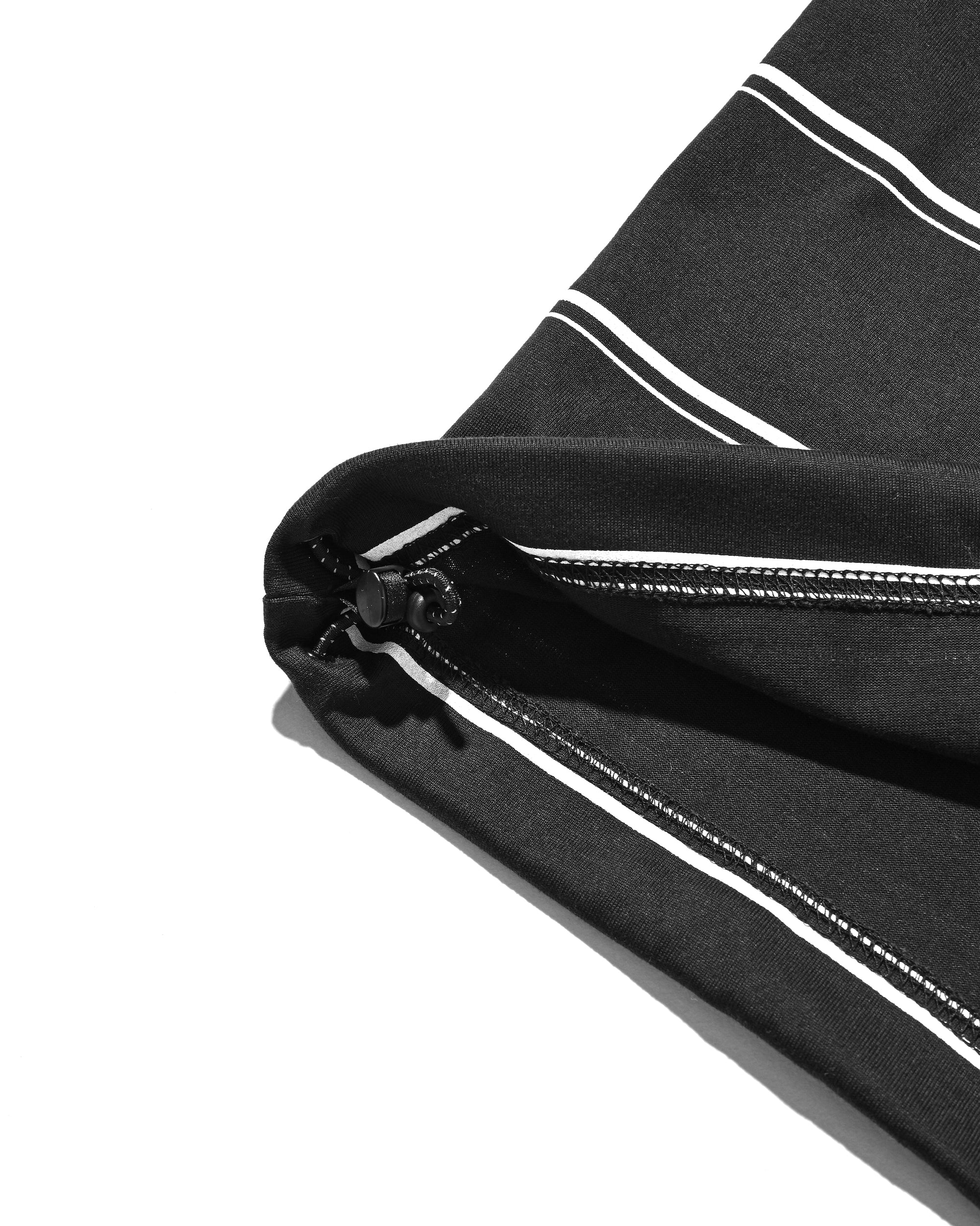 THICK THIN STRIPE S/S T-SHIRT WITH DRAWSTRINGS (BLACK)