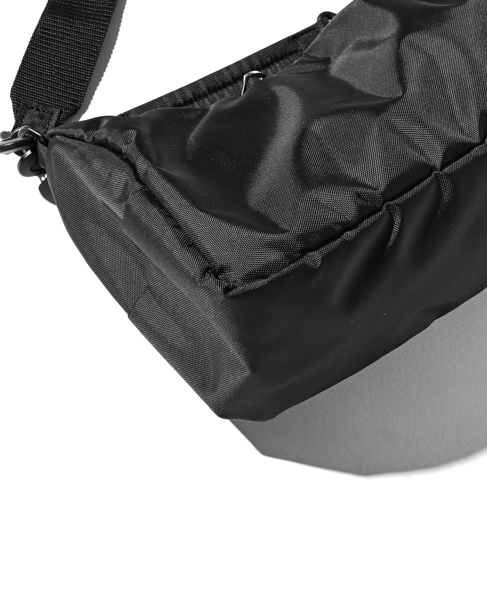 【12.13 SAT 20:00- IN STOCK】DAYOFF BAG MINI (BLACK)