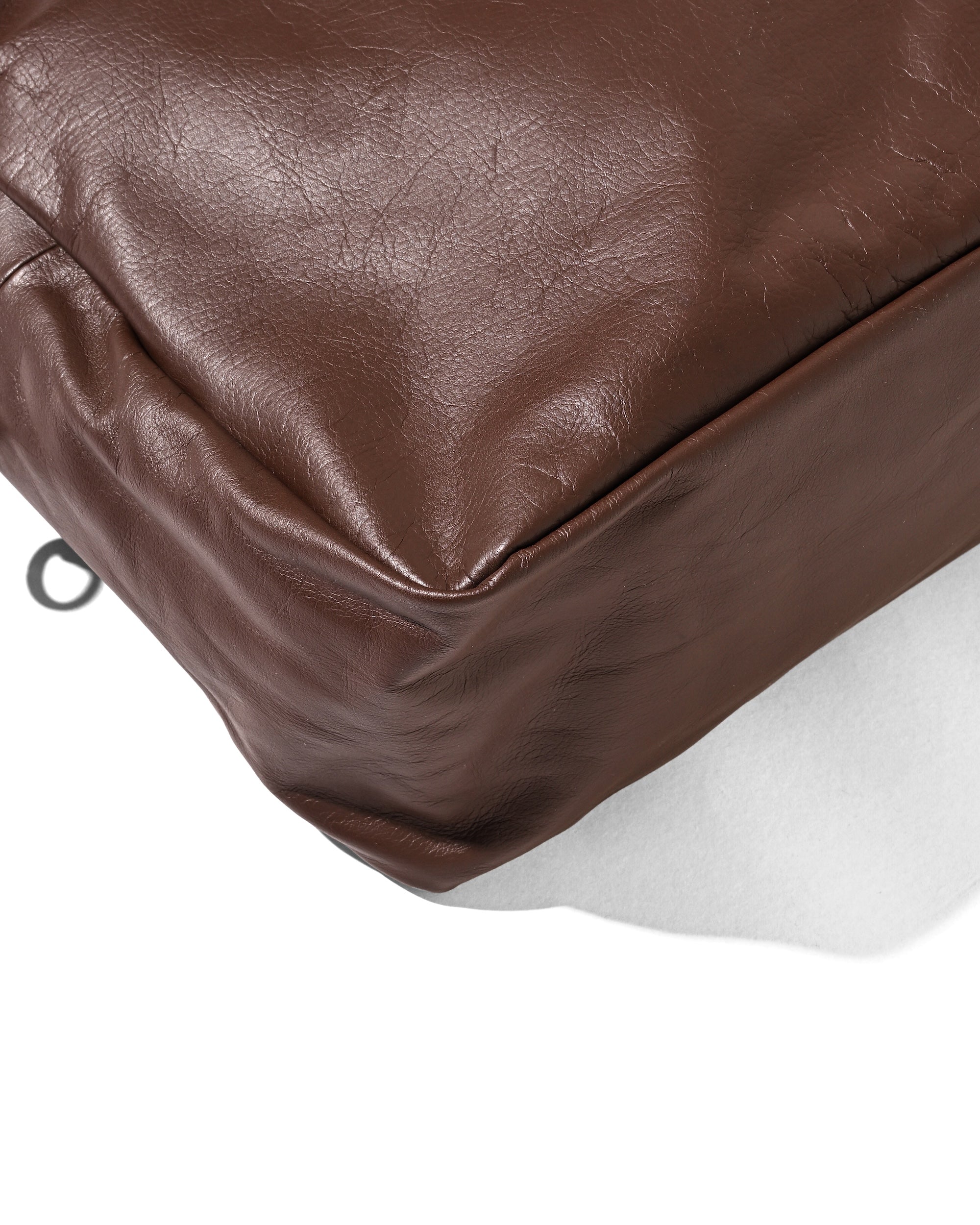【8.5 WED 20:00- IN STOCK】LEATHER HOLIDAY BAG LARGE (BROWN)