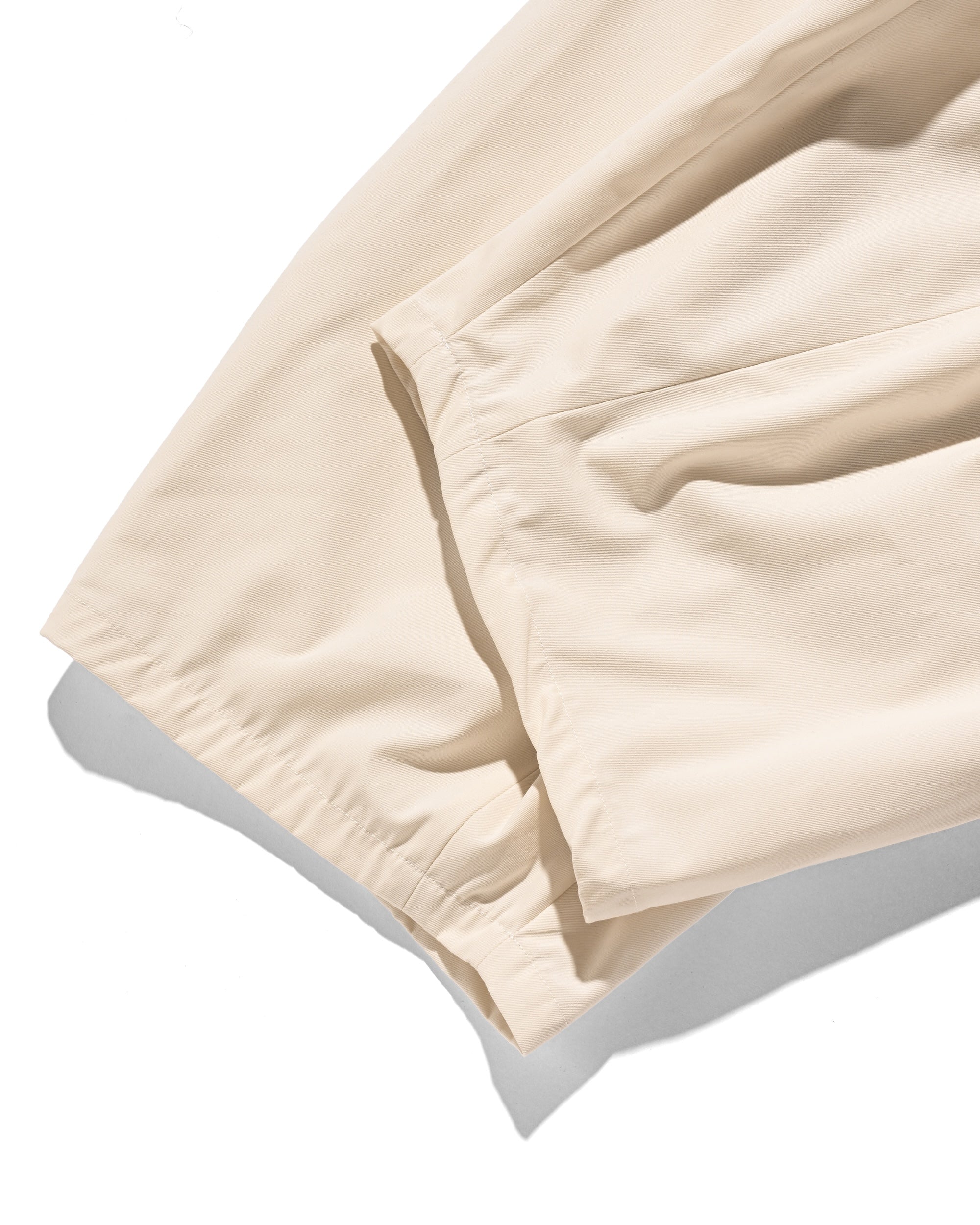 【5.17 SAT 20:00- IN STOCK】MASSIVE TWISTED PANTS (IVORY)
