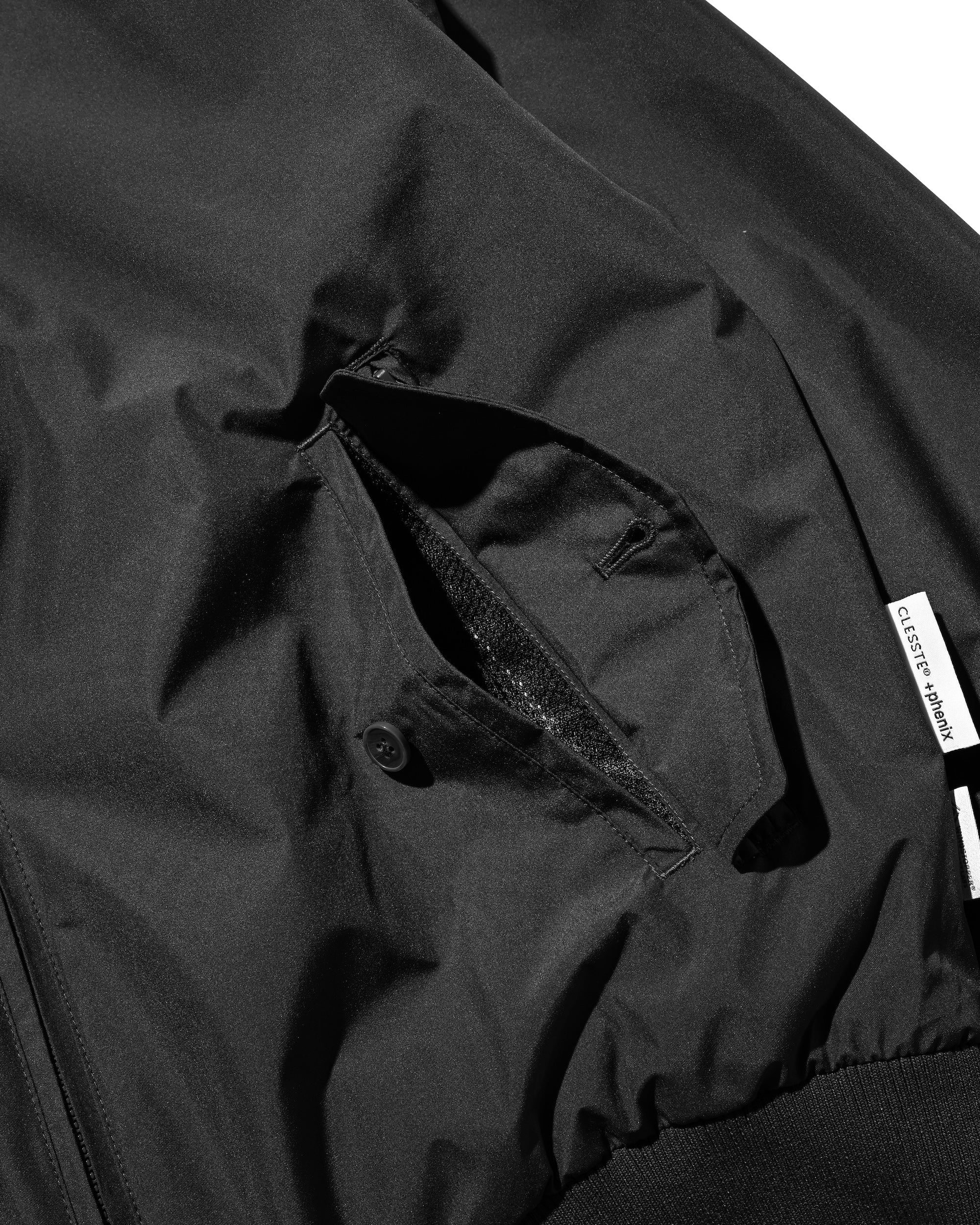 【10.29 WED 20:00- IN STOCK】+phenix WINDSTOPPER® by GORE-TEX LABS TWILL CITY HARRINGTON JACKET (BLACK)