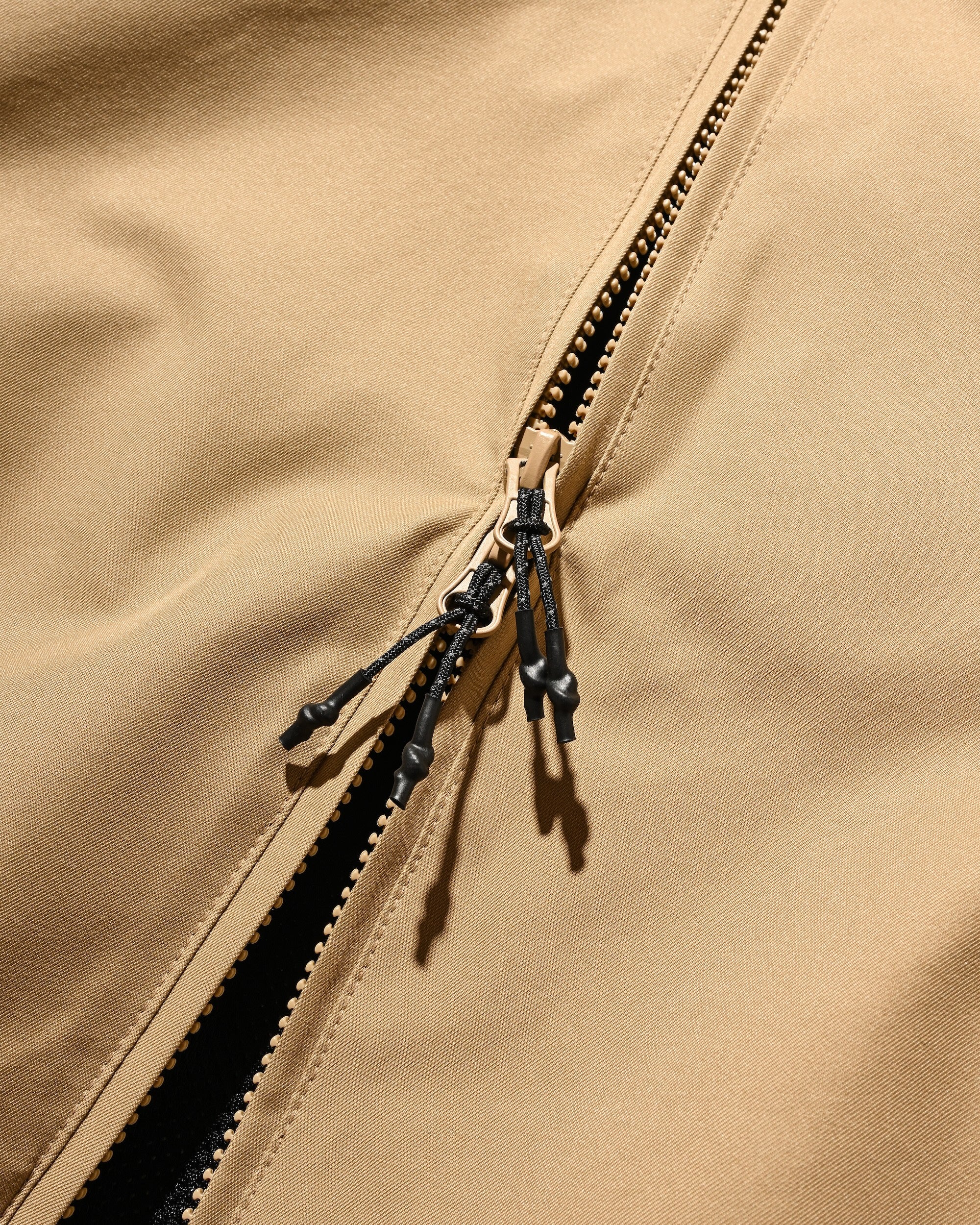 【10.29 WED 20:00- IN STOCK】+phenix WINDSTOPPER® by GORE-TEX LABS TWILL CITY HARRINGTON JACKET (CARAMEL BEIGE)