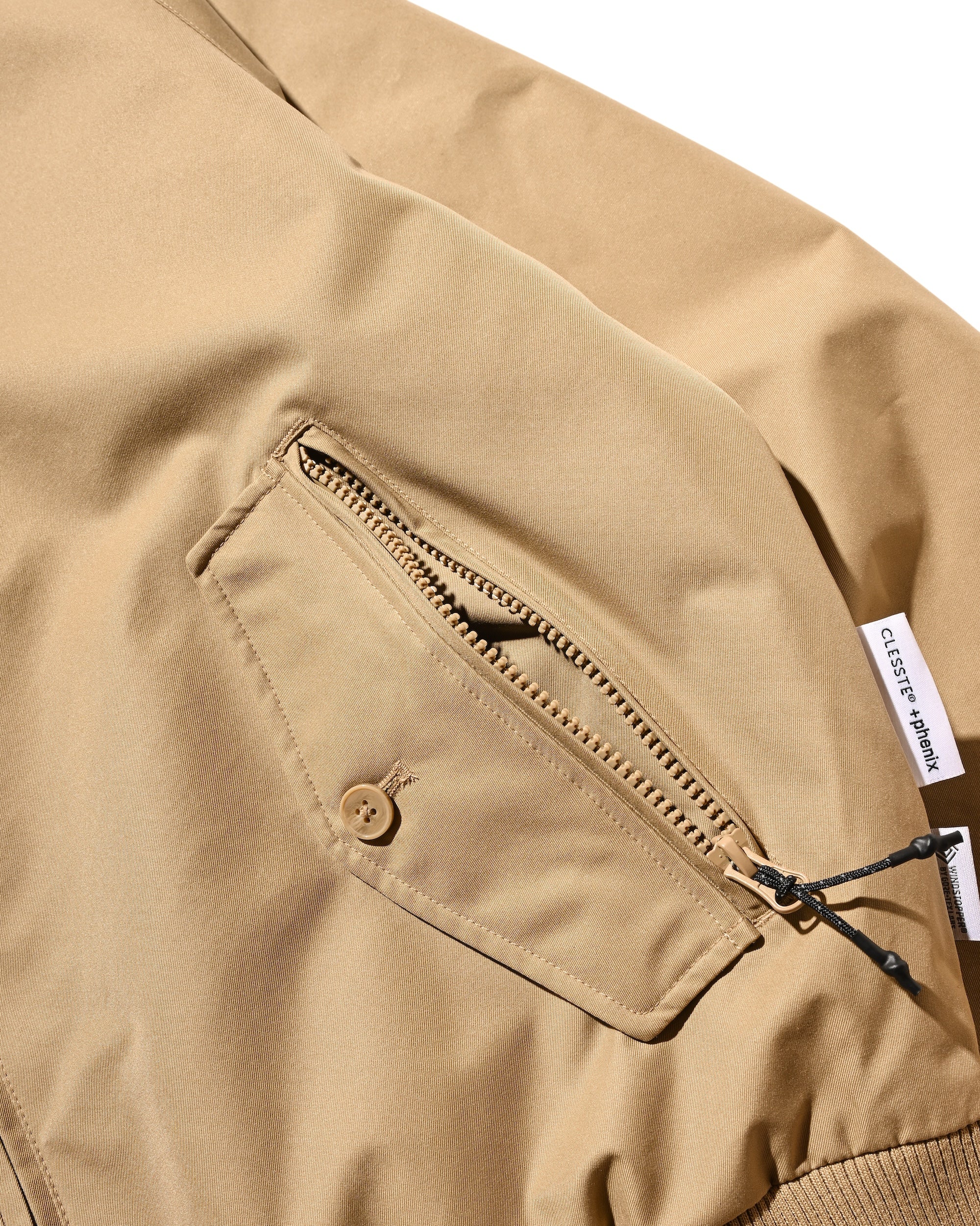 【10.29 WED 20:00- IN STOCK】+phenix WINDSTOPPER® by GORE-TEX LABS TWILL CITY HARRINGTON JACKET (CARAMEL BEIGE)