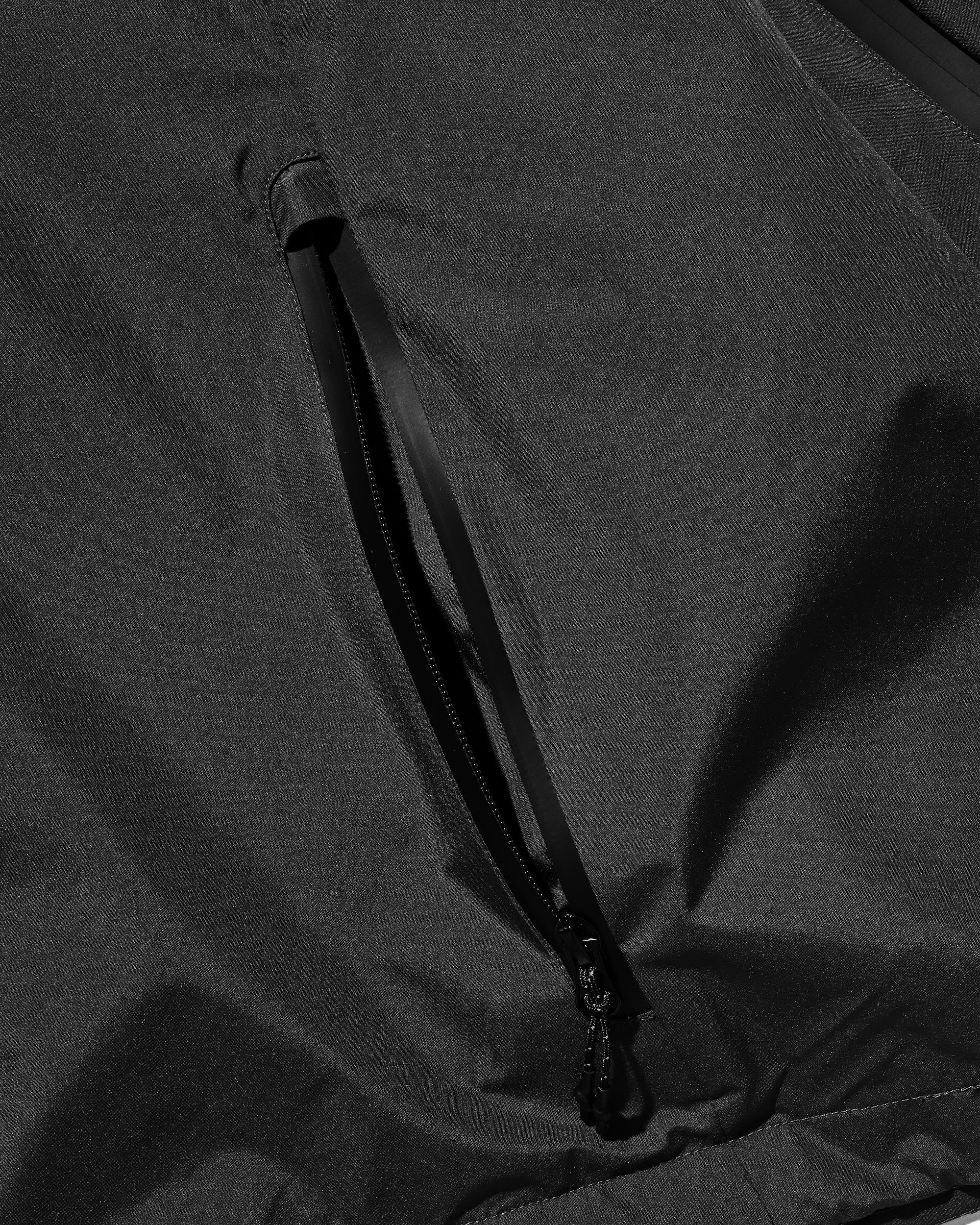 +phenix WINDSTOPPER® by GORE-TEX LABS CITY MOUNTAIN JACKET (BLACK)